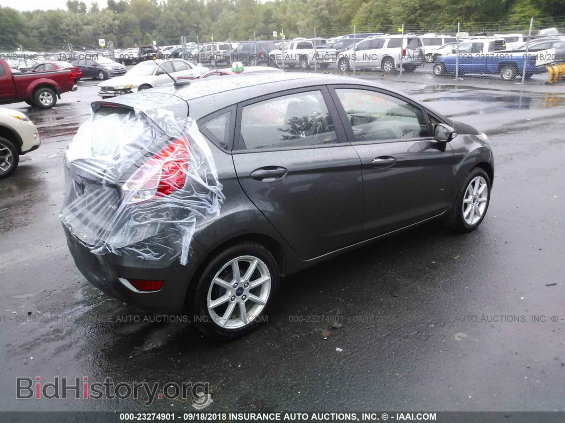 2017 Ford Fiesta - VIN: 3FADP4EJ3HM142444 - Photo 4