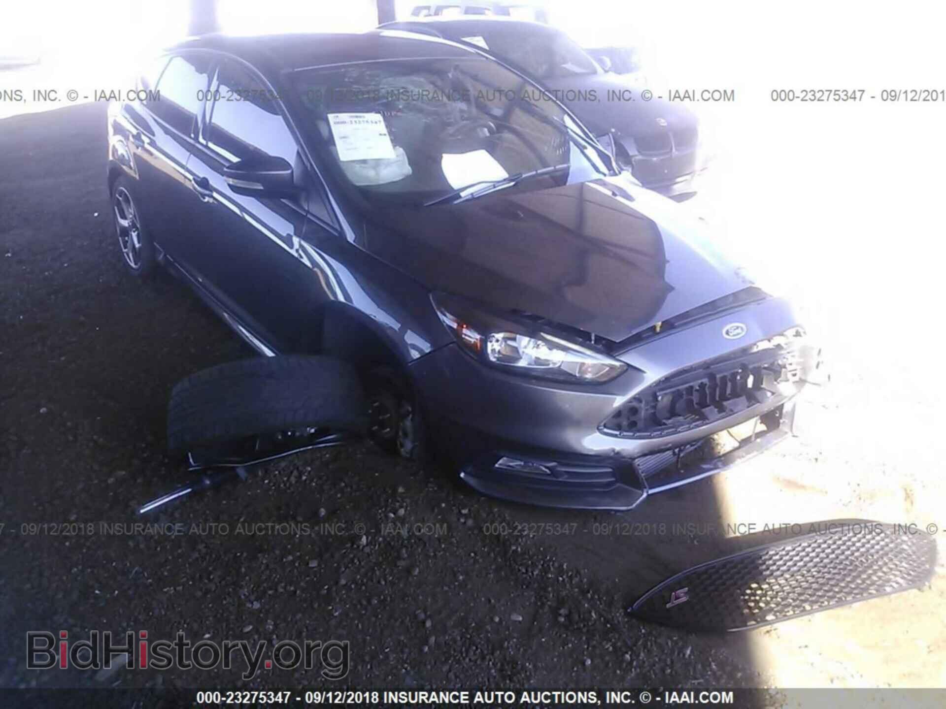 2017 Ford Focus - VIN: 1FADP3L95HL260628 - Photo 6