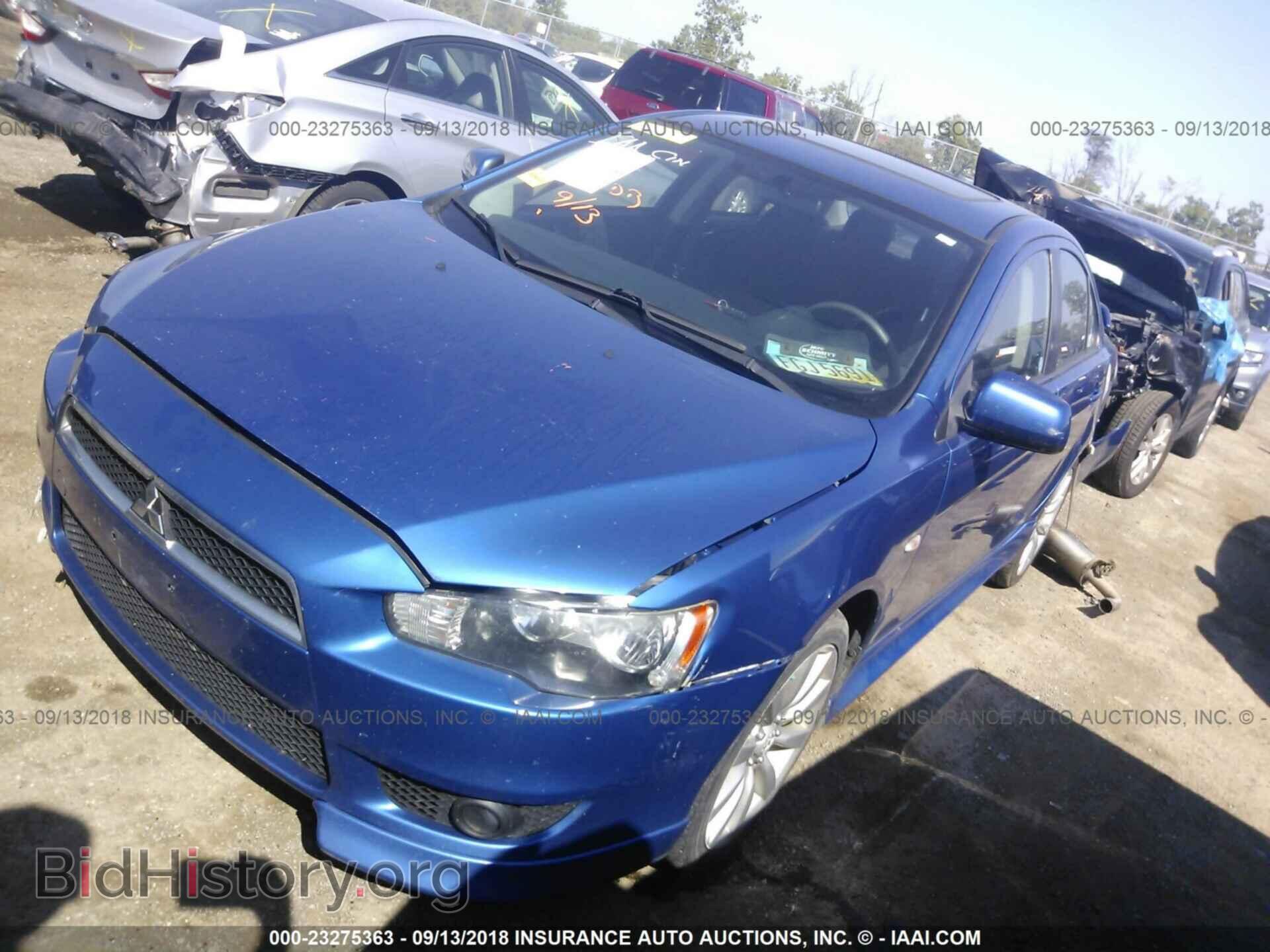 2011 Mitsubishi Lancer - VIN: JA32U8FW4BU004098 - Фото 2