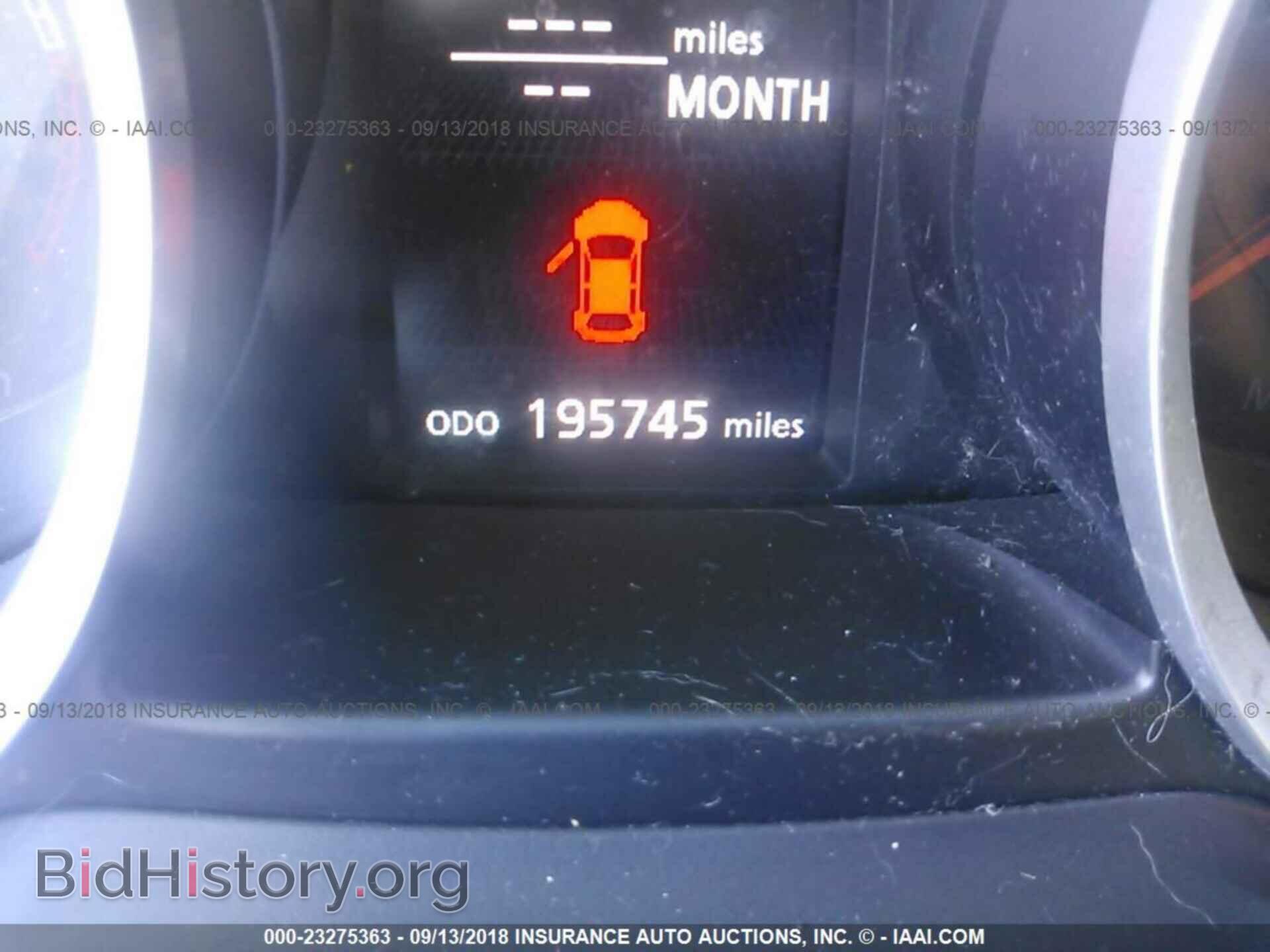 2011 Mitsubishi Lancer - VIN: JA32U8FW4BU004098 - Фото 7