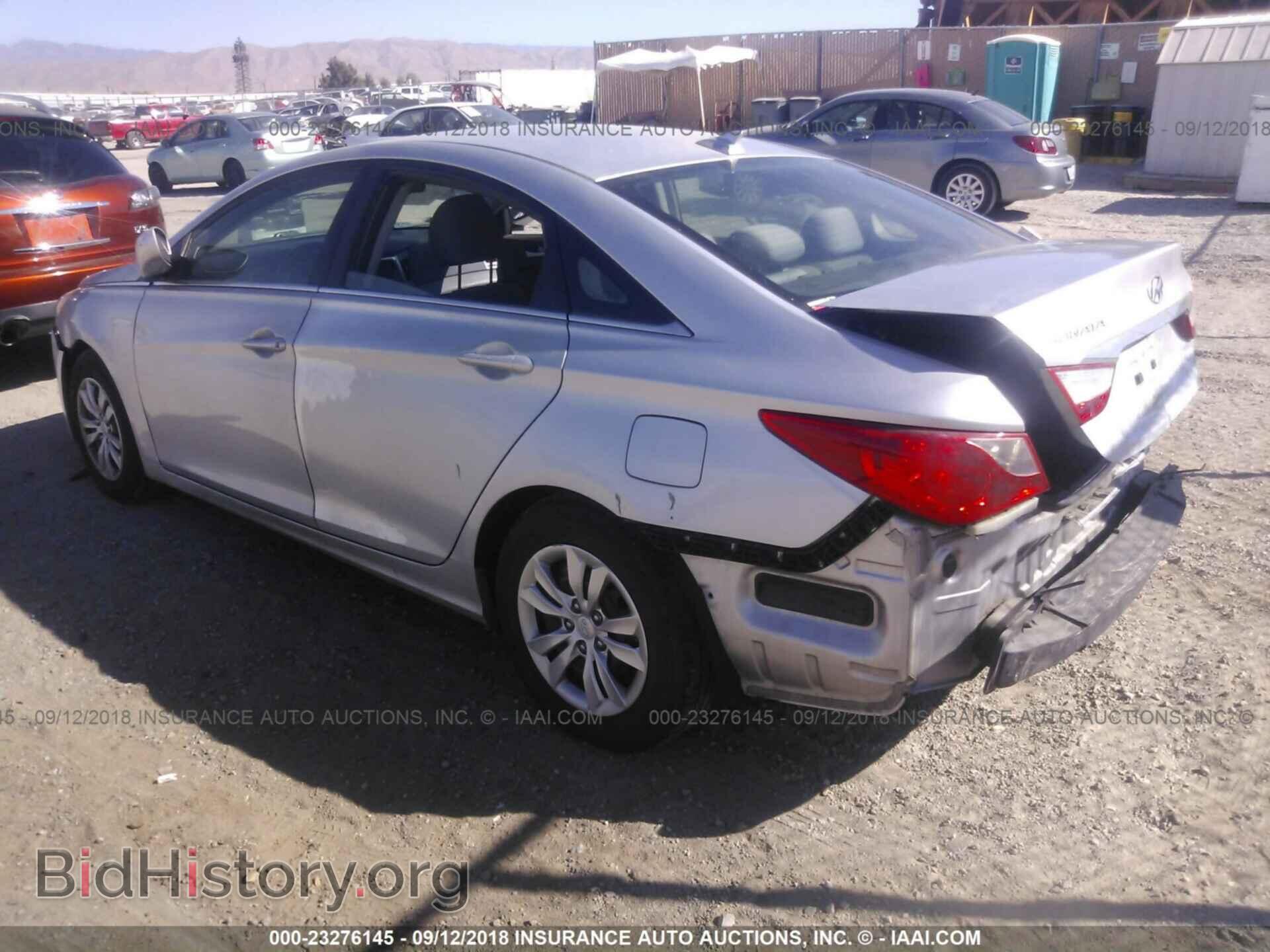 2012 Hyundai Sonata - VIN: 5NPEB4AC4CH458177 - Фото 3