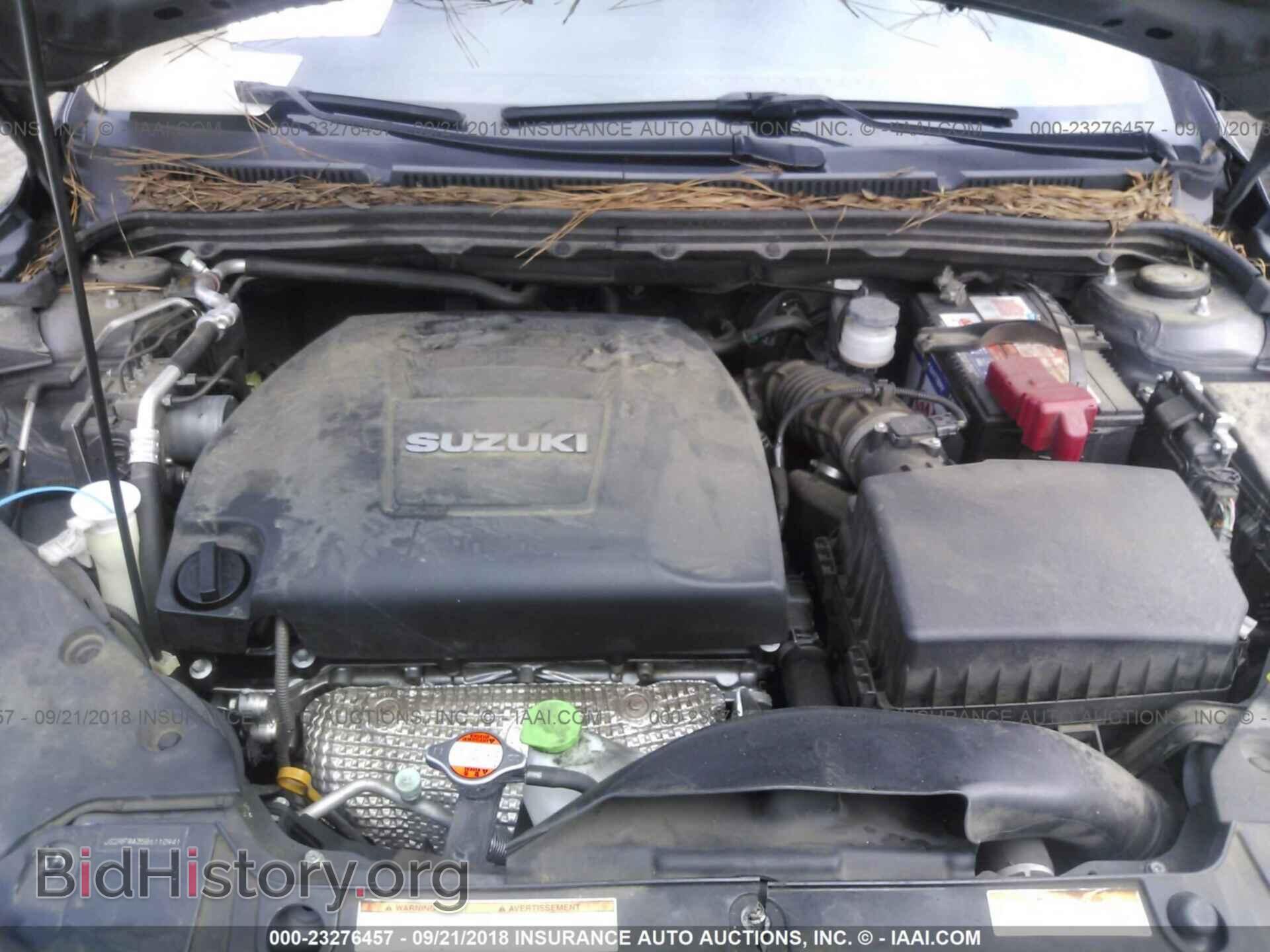 2011 Suzuki Kizashi - VIN: JS2RF9A35B6110941 - Photo 10