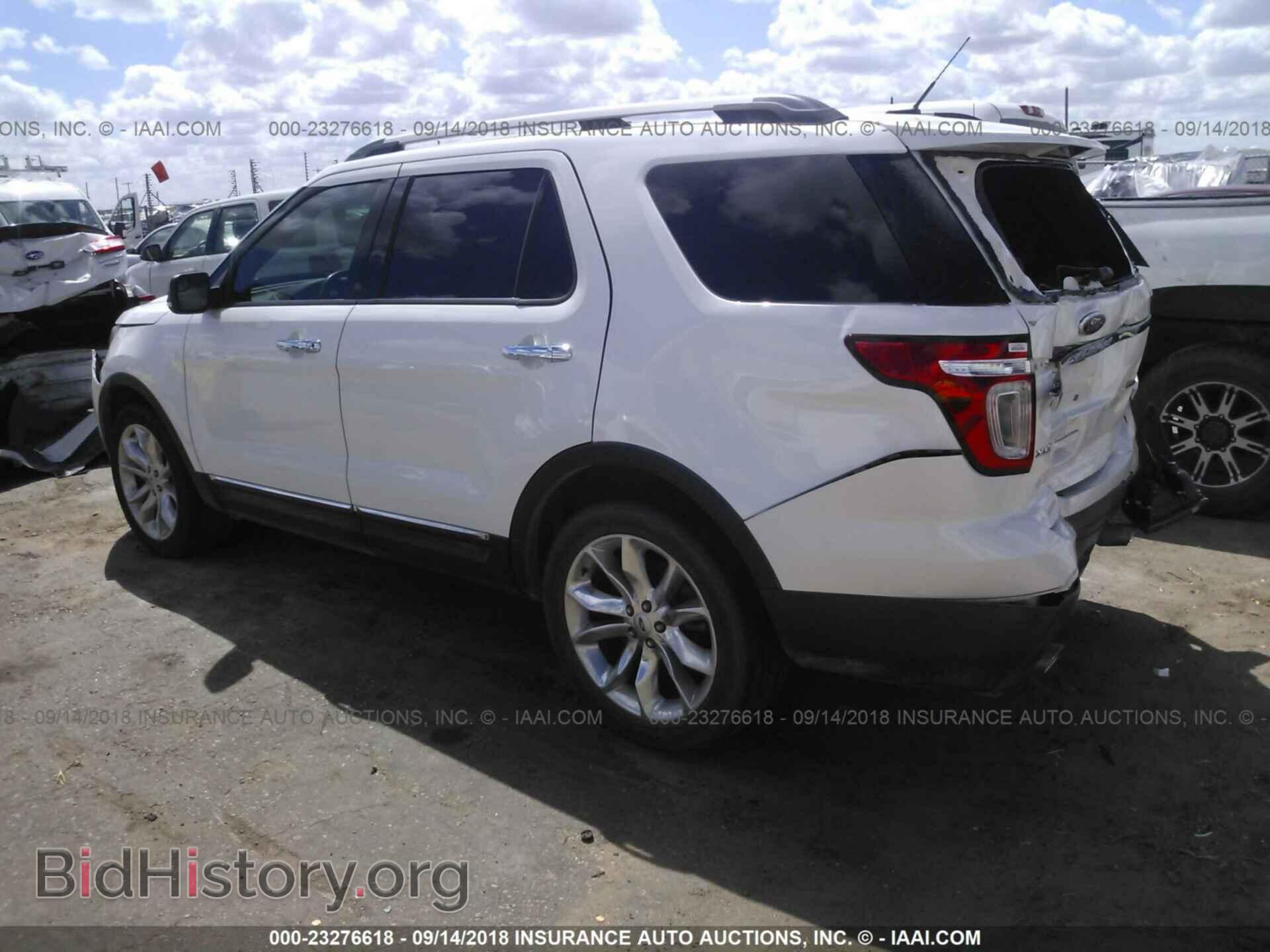2014 Ford Explorer - VIN: 1FM5K7D84EGB00167 - Photo 3