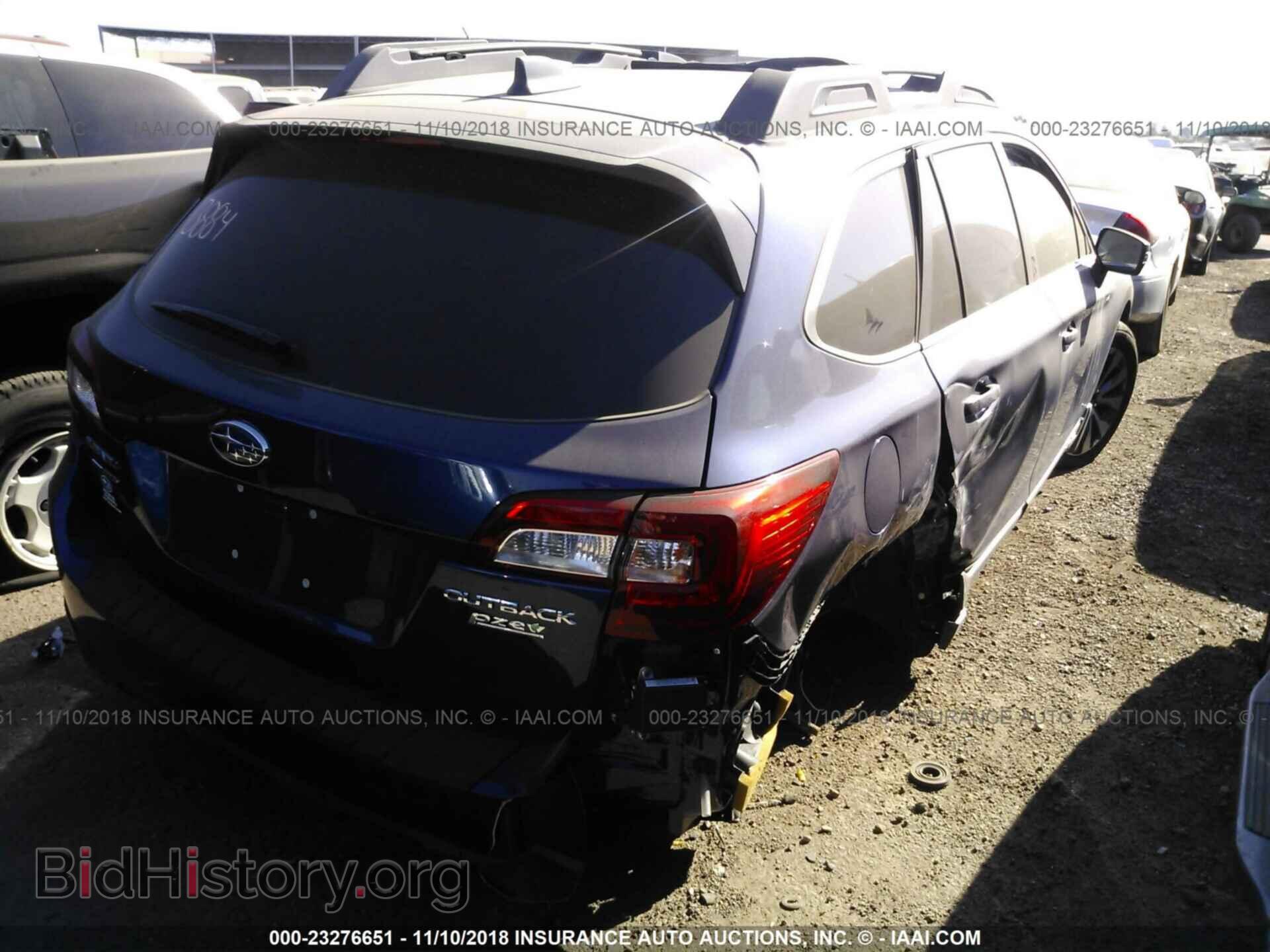2017 Subaru Outback - VIN: 4S4BSANC7H3375823 - Photo 4