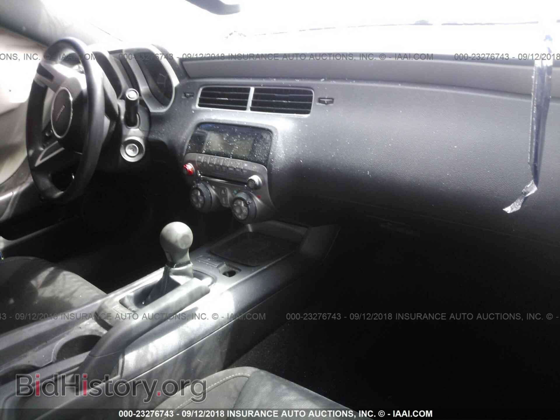 2011 Chevrolet Camaro - VIN: 2G1FE1ED6B9140326 - Фото 5