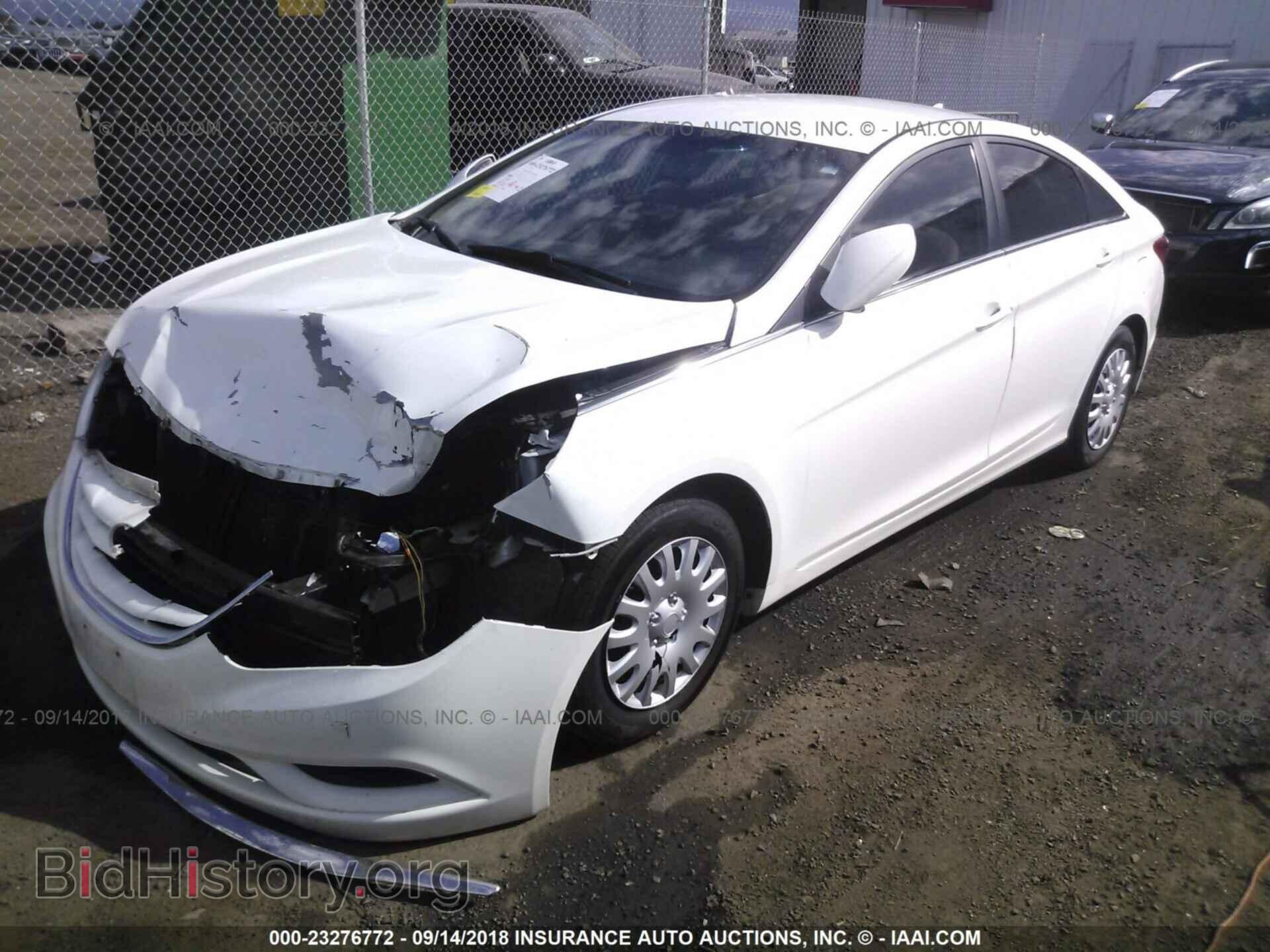 2012 Hyundai Sonata - VIN: 5NPEB4AC2CH331461 - Photo 2