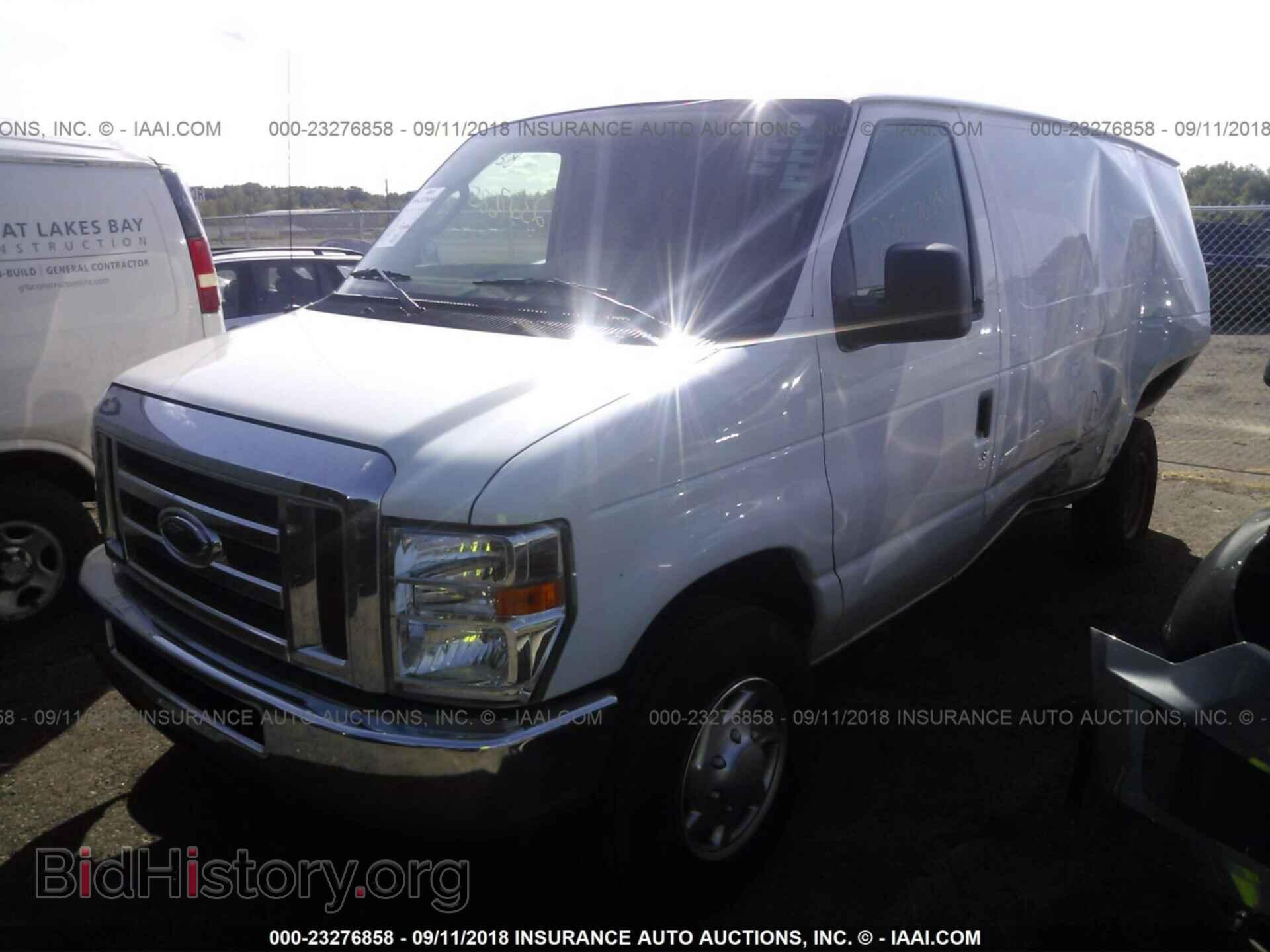 2014 Ford Econoline - VIN: 1FTNE2EL1EDA27620 - Photo 2