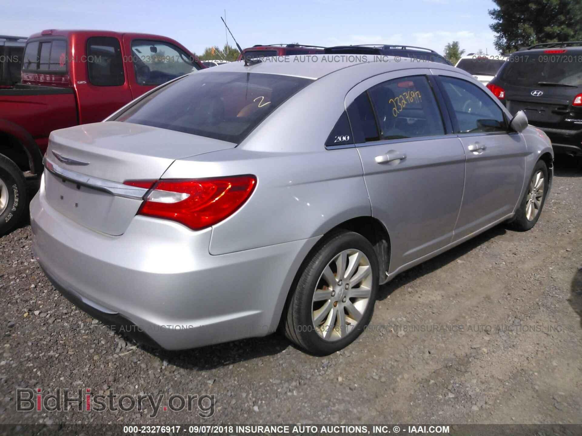 2011 Chrysler 200 - VIN: 1C3BC1FG6BN527139 - Фото 4
