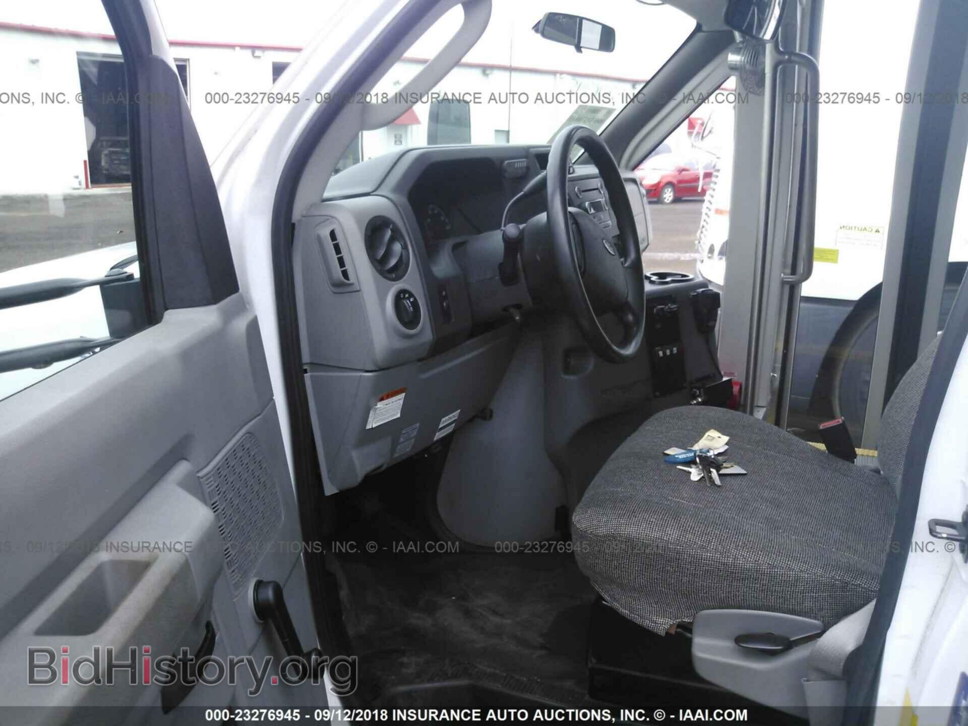 2015 Ford Econoline - VIN: 1FDFE4FS9FDA03049 - Photo 5