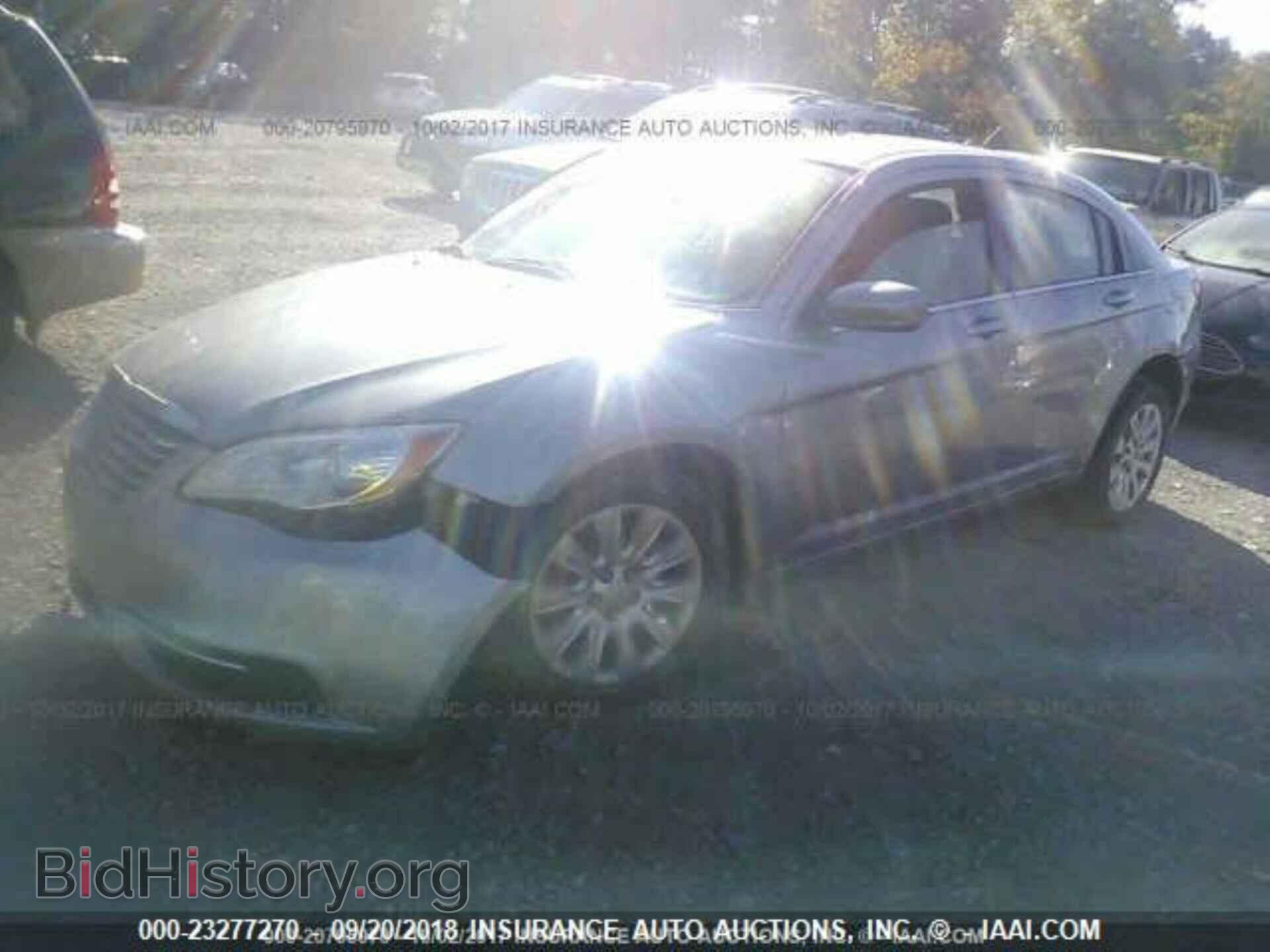 2014 CHRYSLER 200 - VIN: 1C3CCBAB3EN141420 - Фото 2