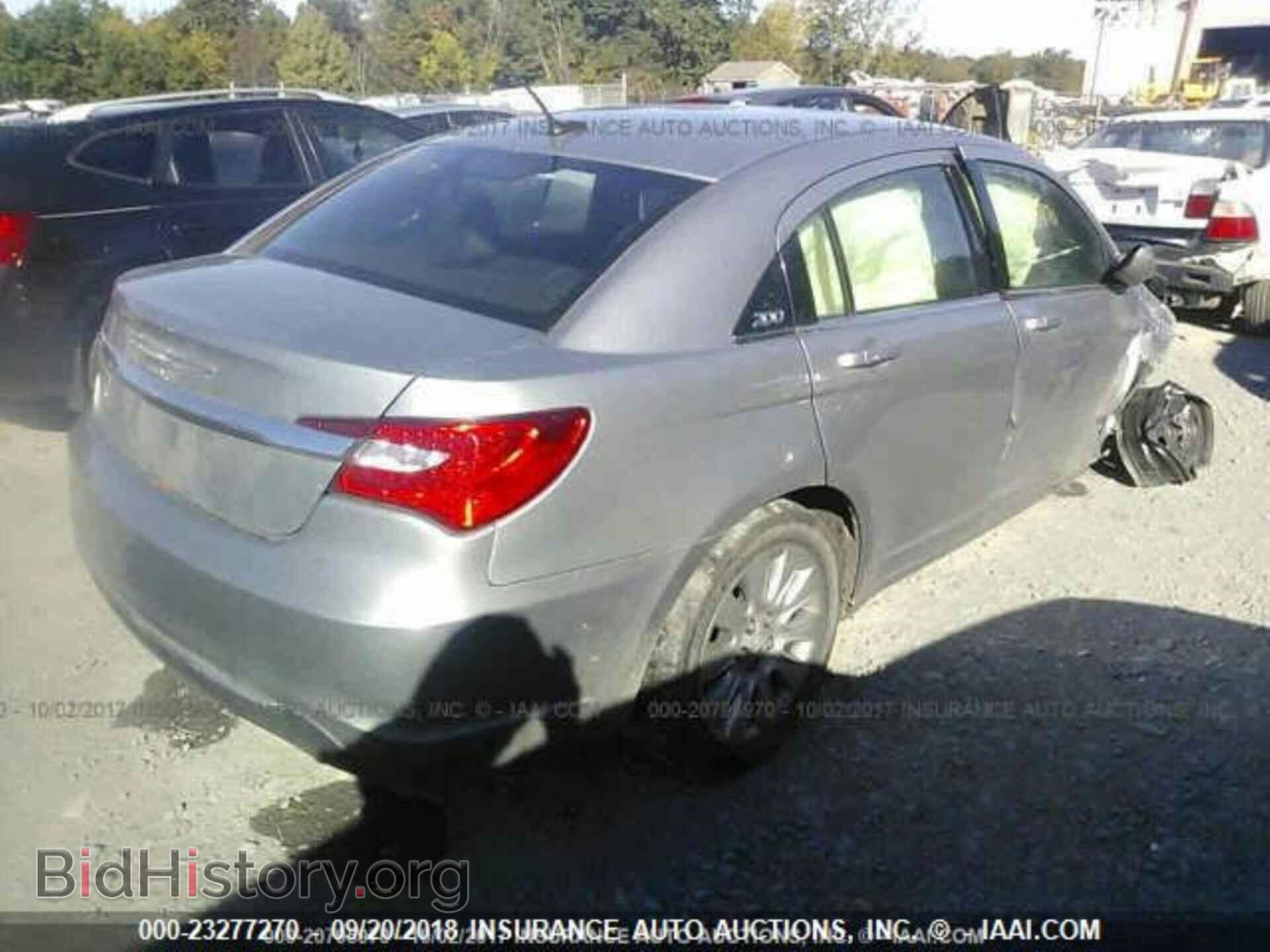 2014 CHRYSLER 200 - VIN: 1C3CCBAB3EN141420 - Фото 4