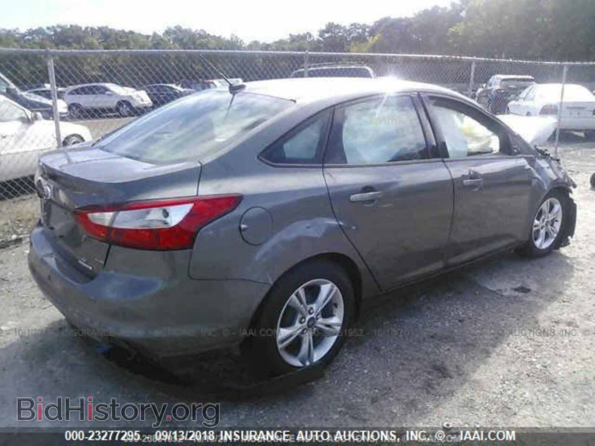2013 Ford Focus - VIN: 1FADP3F25DL112102 - Photo 4
