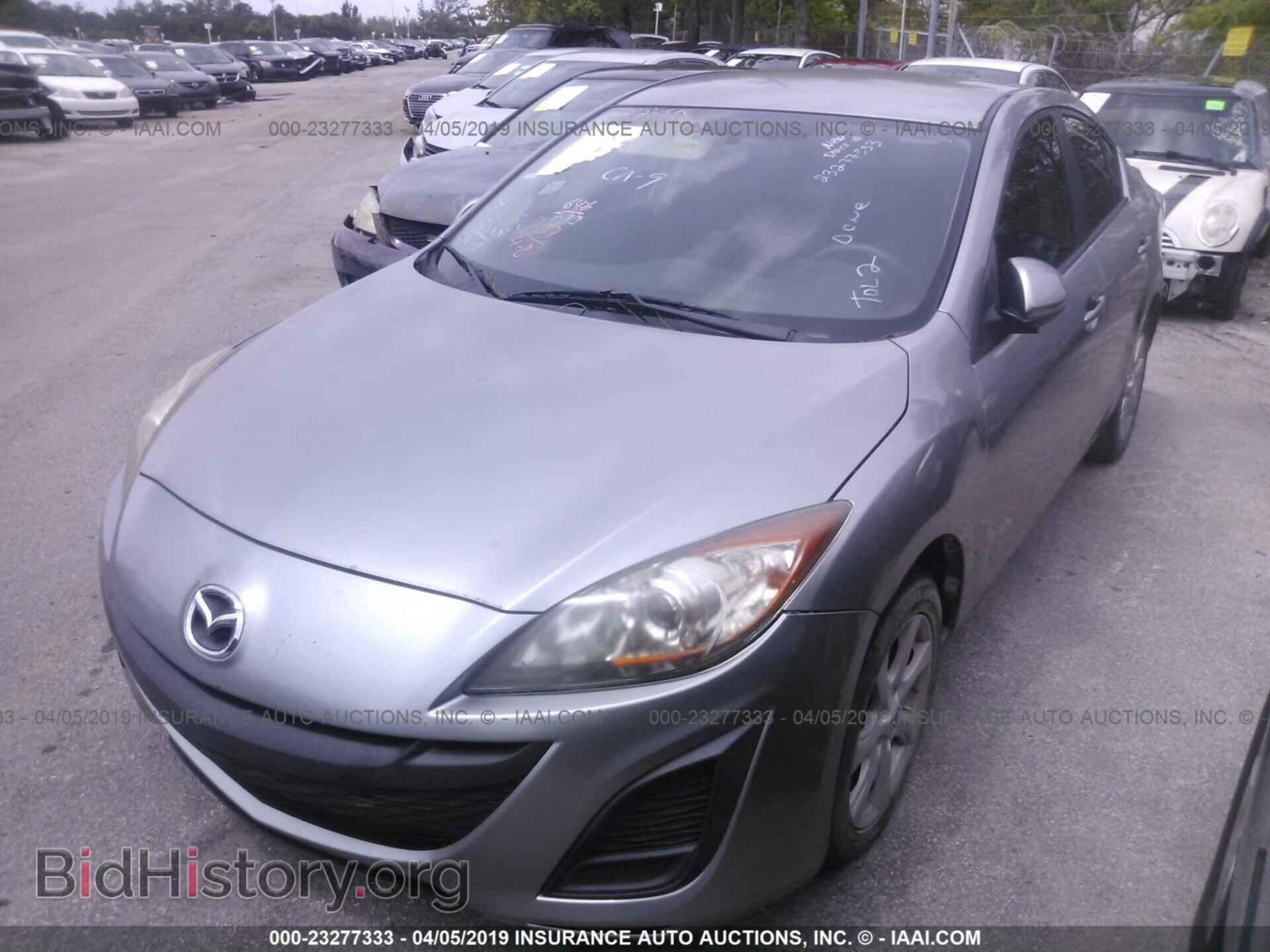 2011 MAZDA 3 - VIN: JM1BL1VF2B1398215 - Фото 2