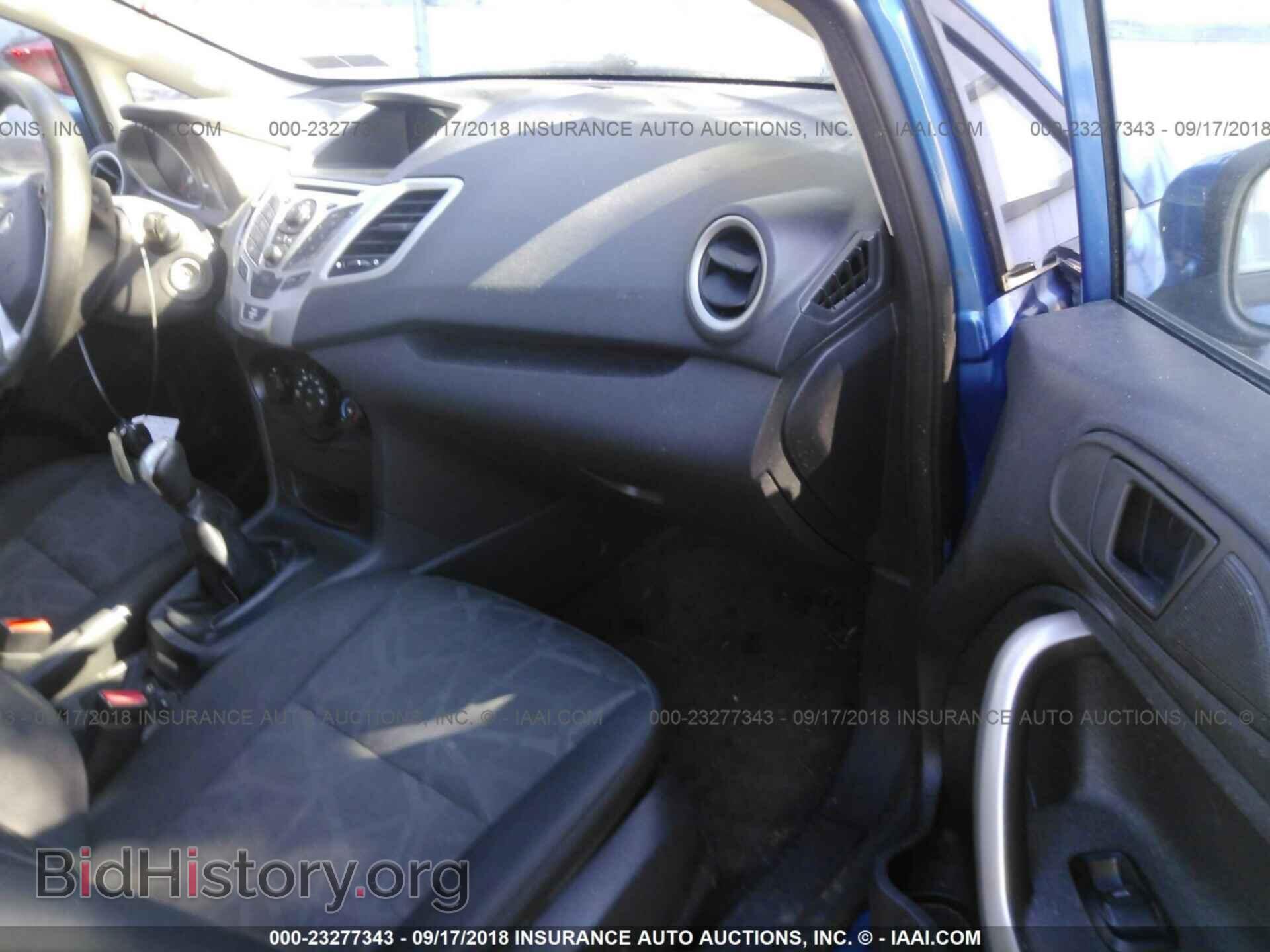 2011 Ford Fiesta - VIN: 3FADP4BJ8BM200317 - Фото 5