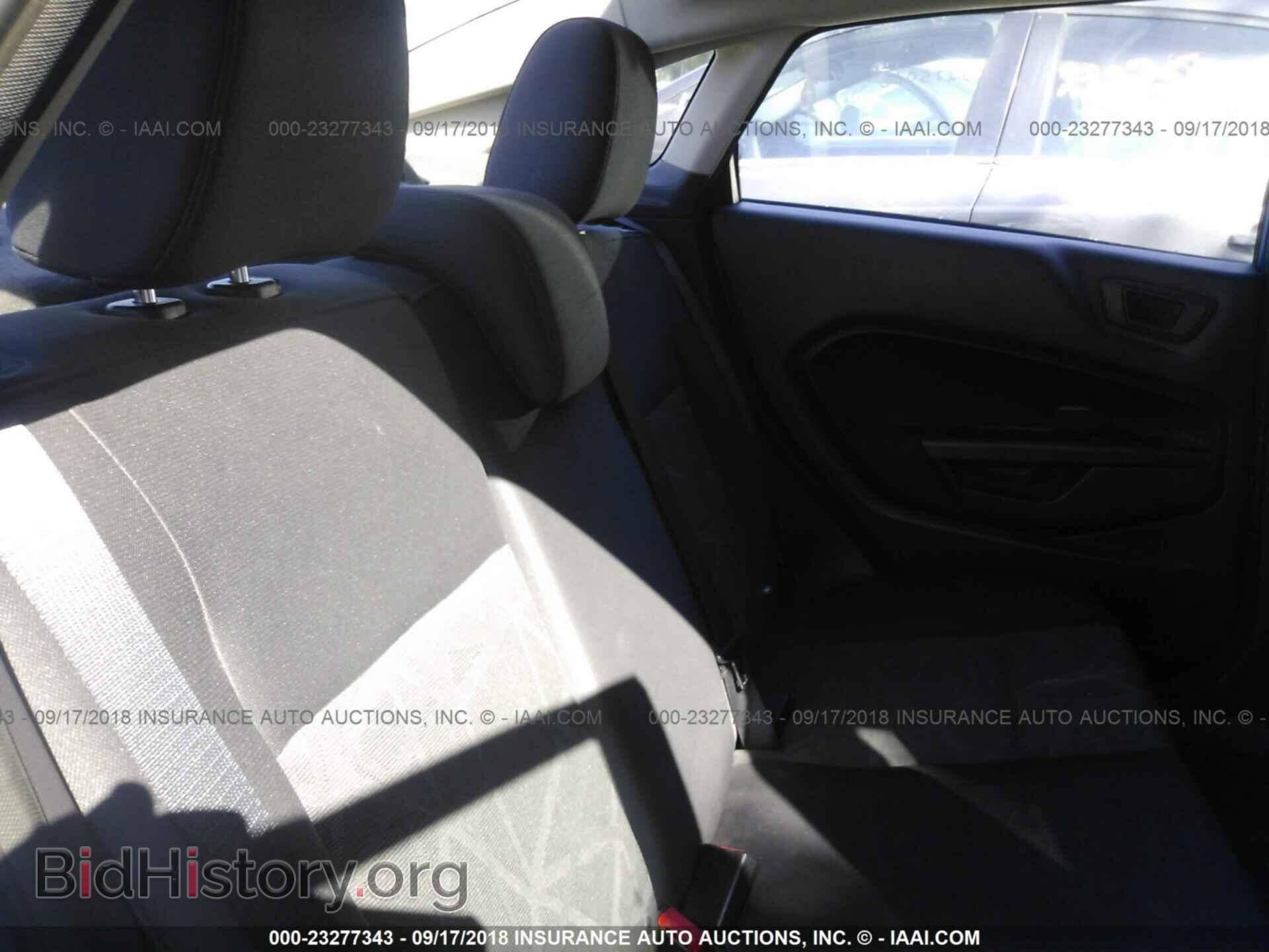 2011 Ford Fiesta - VIN: 3FADP4BJ8BM200317 - Фото 8