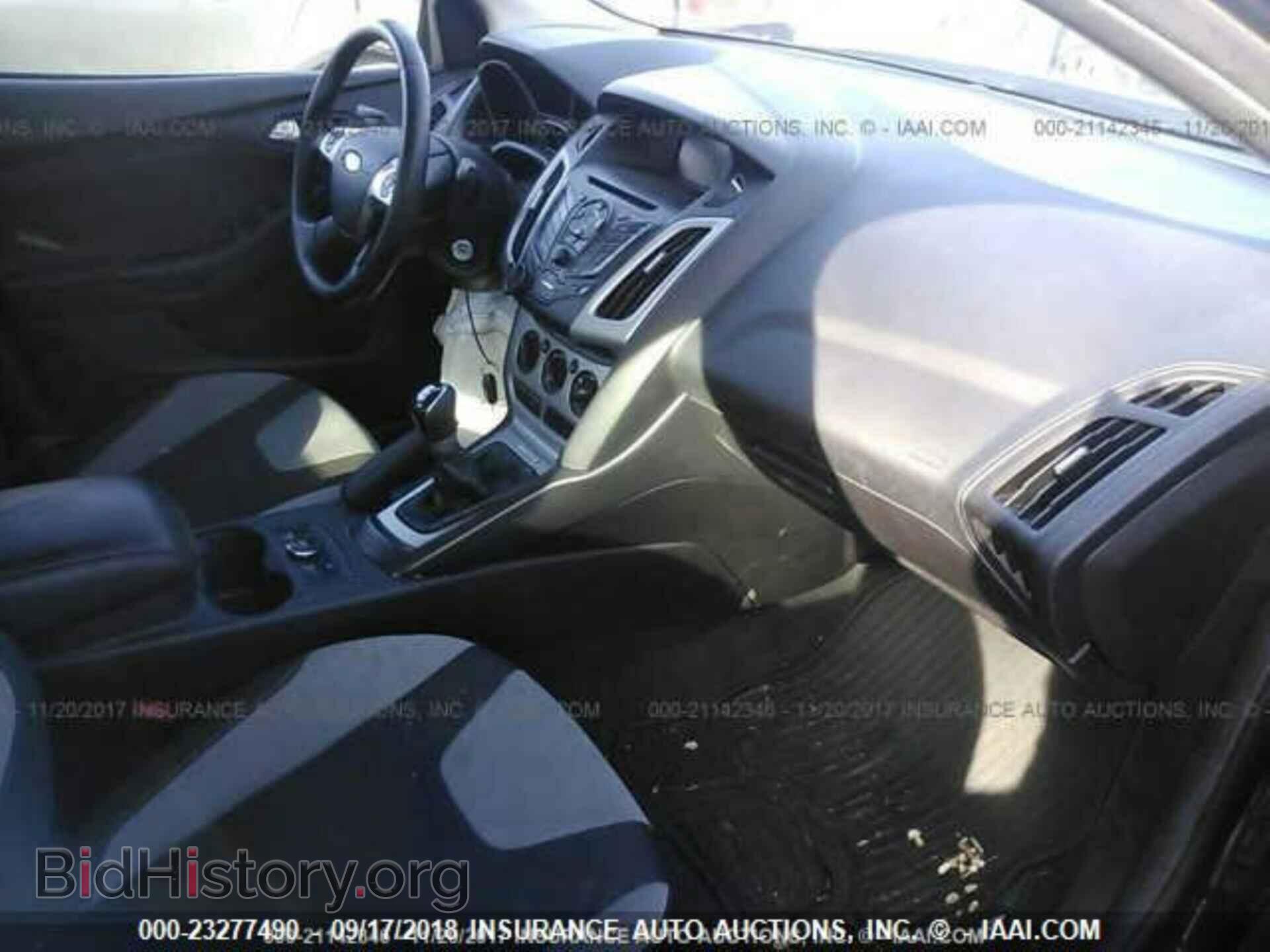 2014 Ford Focus - VIN: 1FADP3F21EL246994 - Фото 5