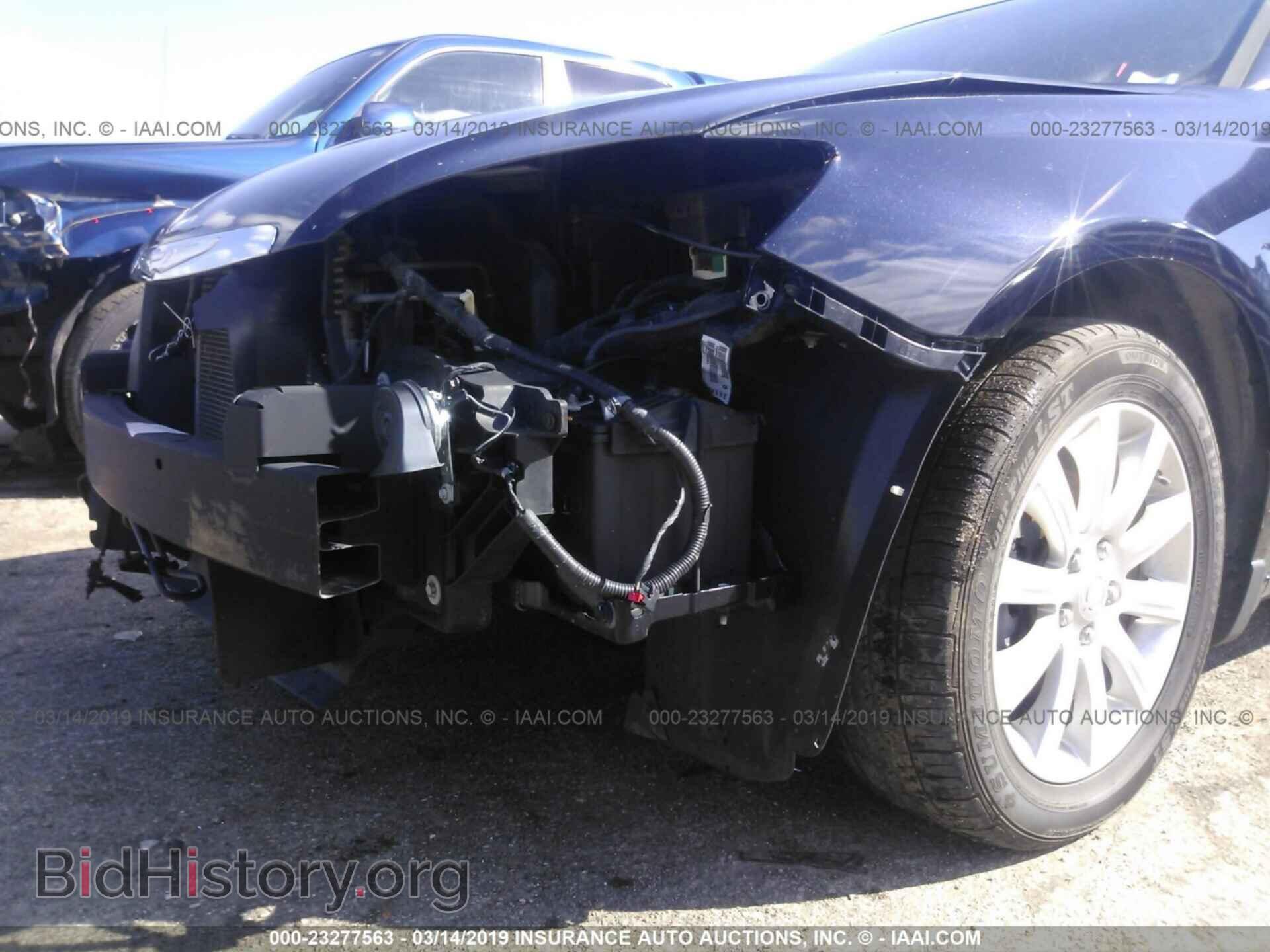 2011 CHRYSLER 200 - VIN: 1C3BC1FG2BN525758 - Фото 6