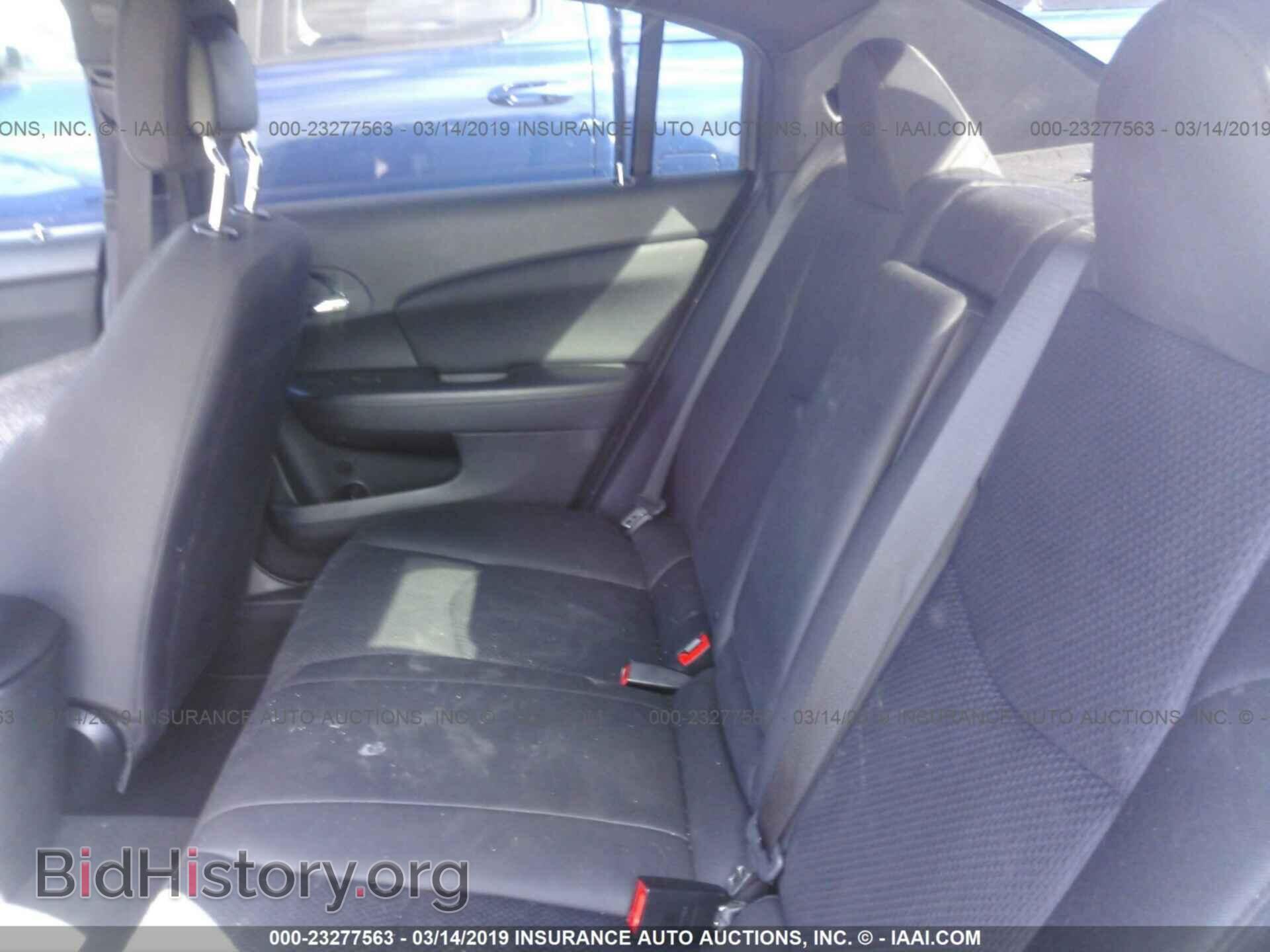 2011 CHRYSLER 200 - VIN: 1C3BC1FG2BN525758 - Фото 8