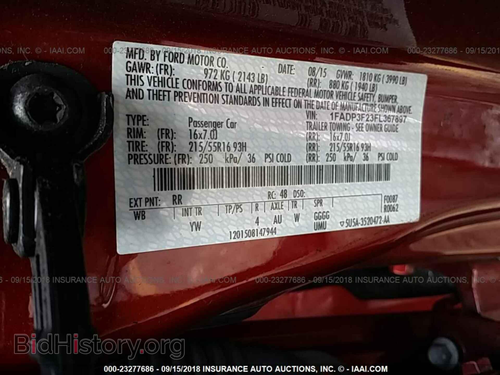 2015 Ford Focus - VIN: 1FADP3F23FL367897 - Photo 9