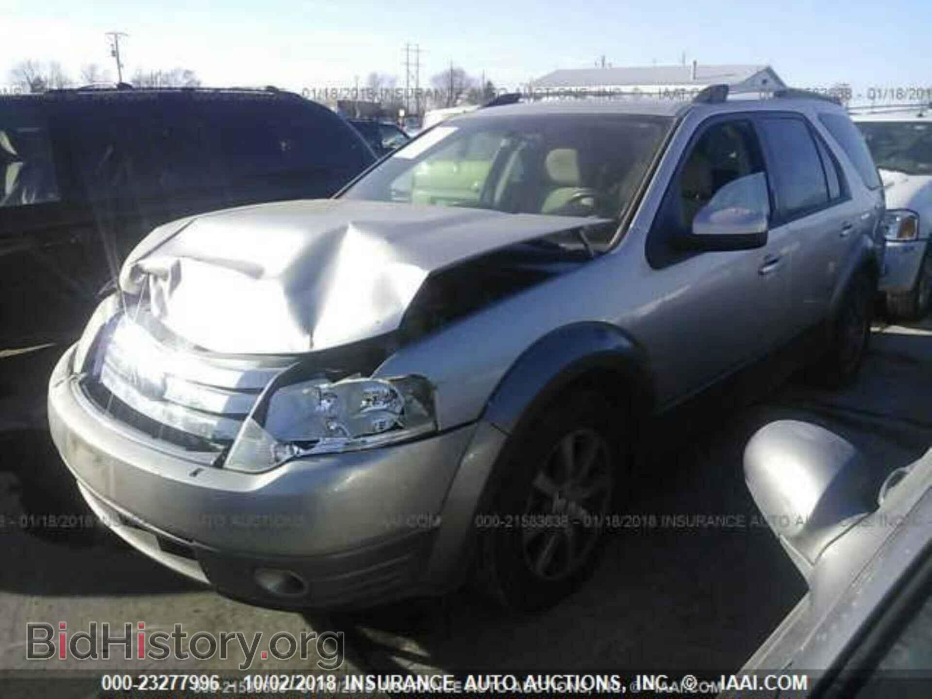 2008 FORD TAURUS X - VIN: 1FMDK05W38GA13123 - Фото 2