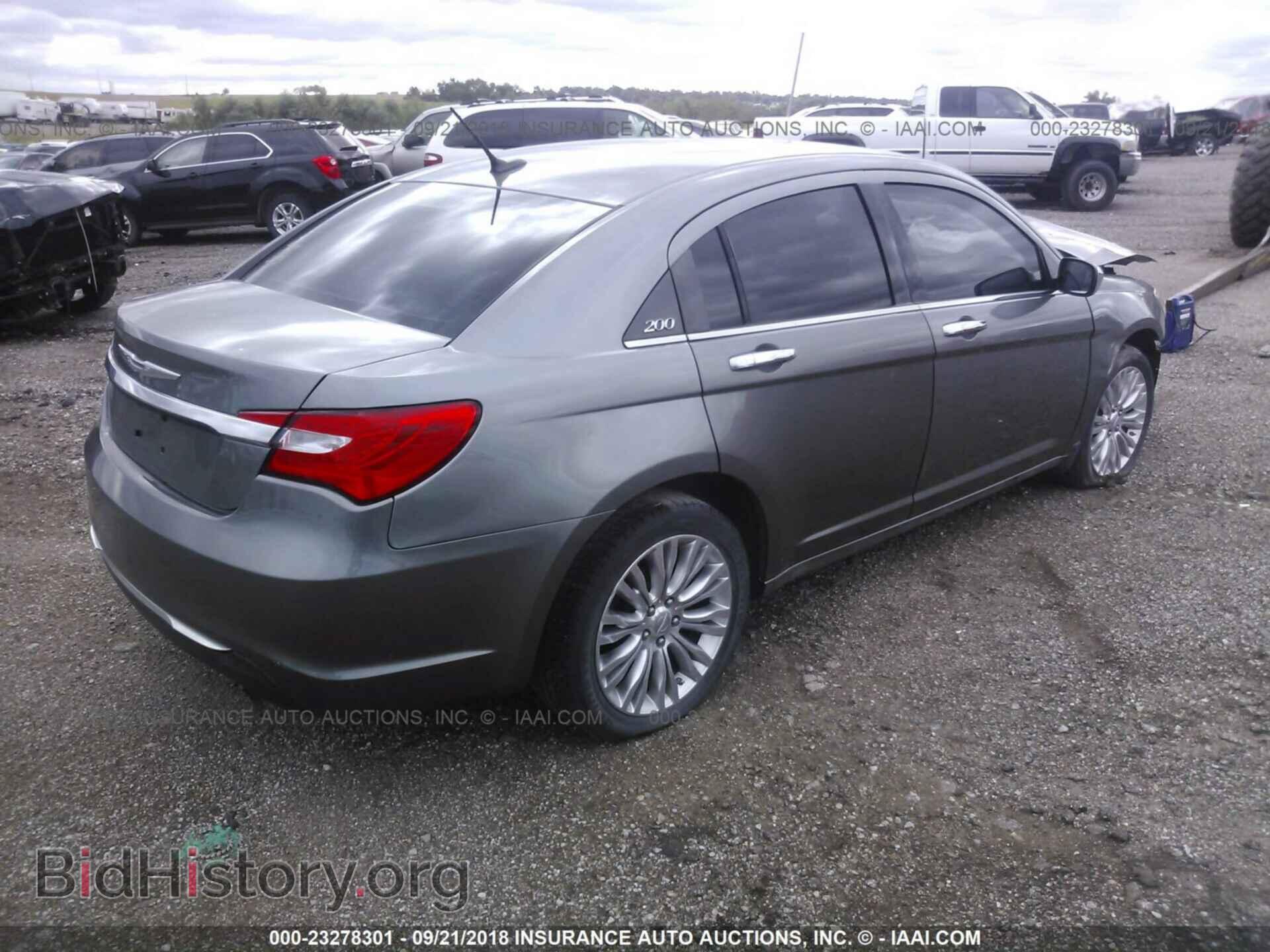 2011 CHRYSLER 200 - VIN: 1C3BC2FB1BN580681 - Photo 4