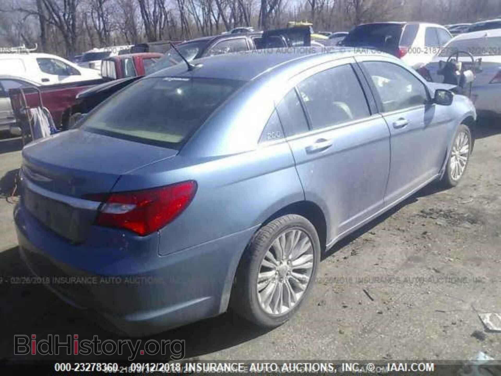 2011 CHRYSLER 200 - VIN: 1C3BC2FBXBN614357 - Фото 4