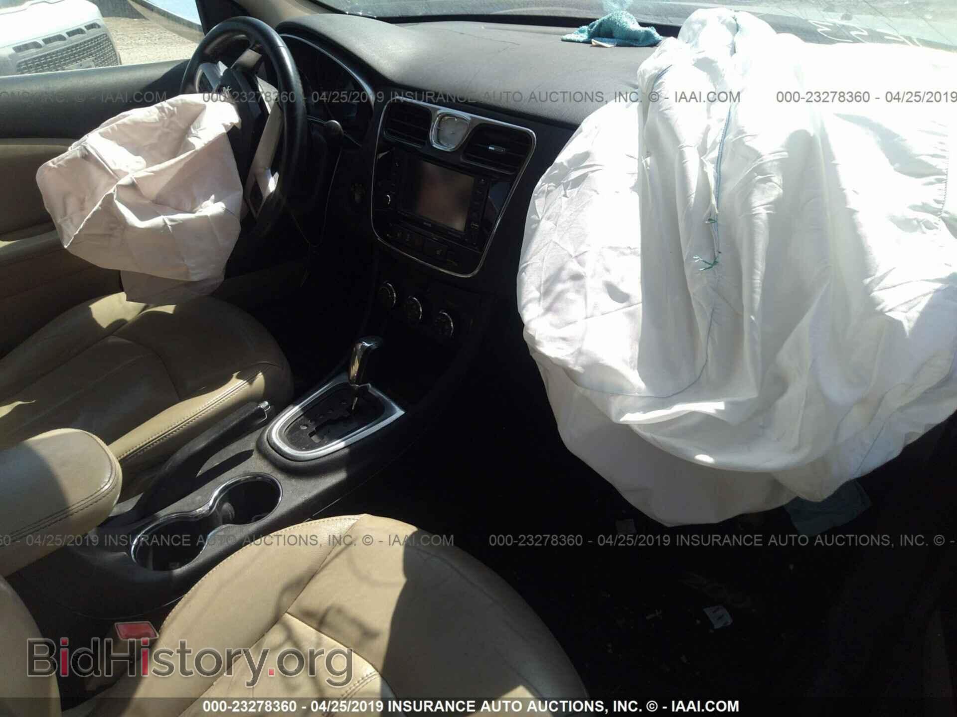 2011 CHRYSLER 200 - VIN: 1C3BC2FBXBN614357 - Фото 5