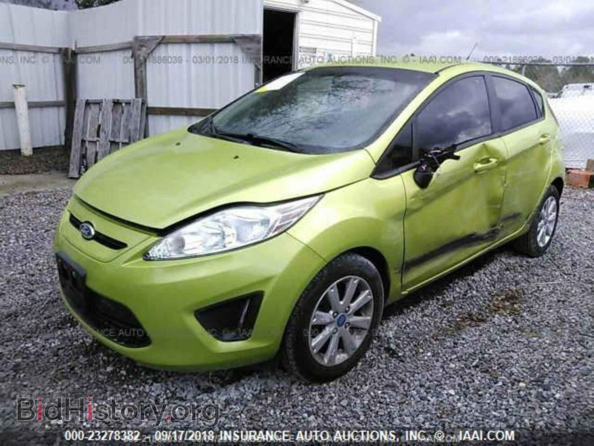 2013 Ford Fiesta - VIN: 3FADP4EJ6DM183824 - Фото 2