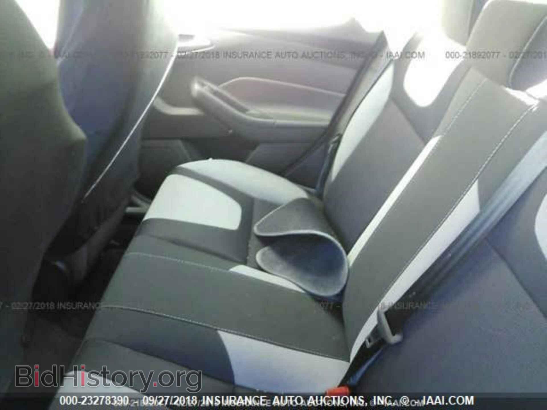 2012 Ford Focus - VIN: 1FAHP3F20CL407088 - Фото 8