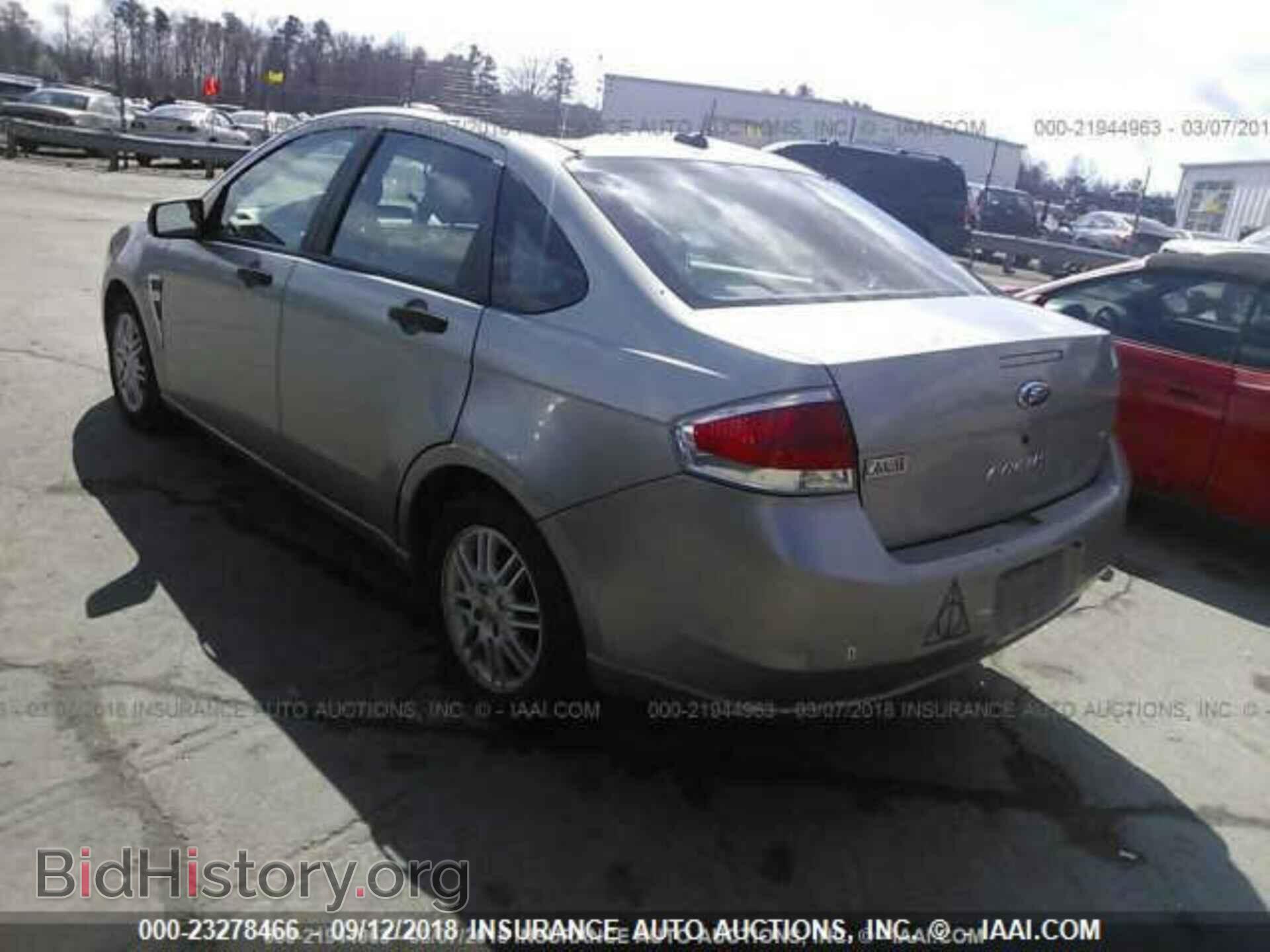 2008 FORD FOCUS - VIN: 1FAHP35N78W156068 - Фото 3