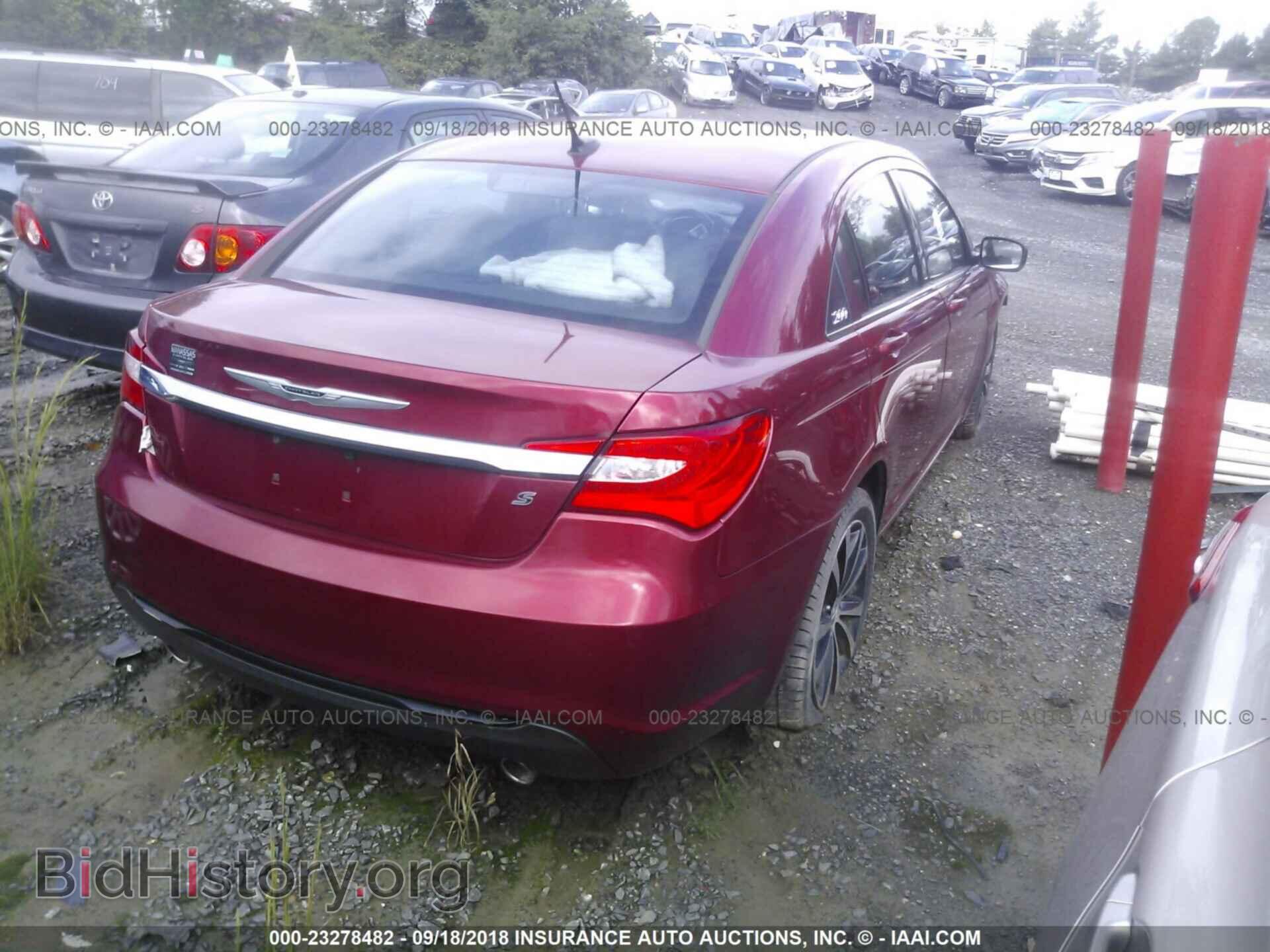 2012 CHRYSLER 200 - VIN: 1C3CCBHG9CN205765 - Фото 4