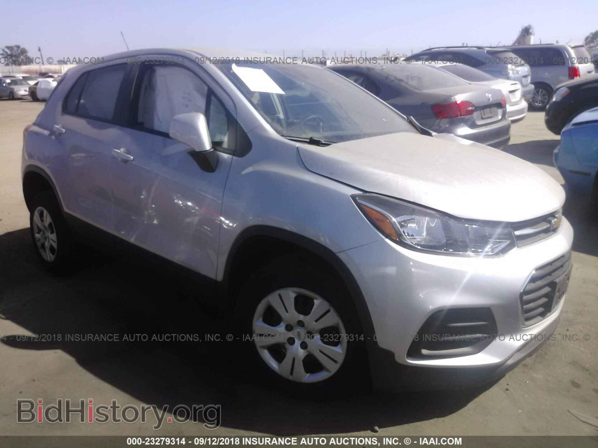 Photo 3GNCJKSB2HL246039 - Chevrolet Trax 2017