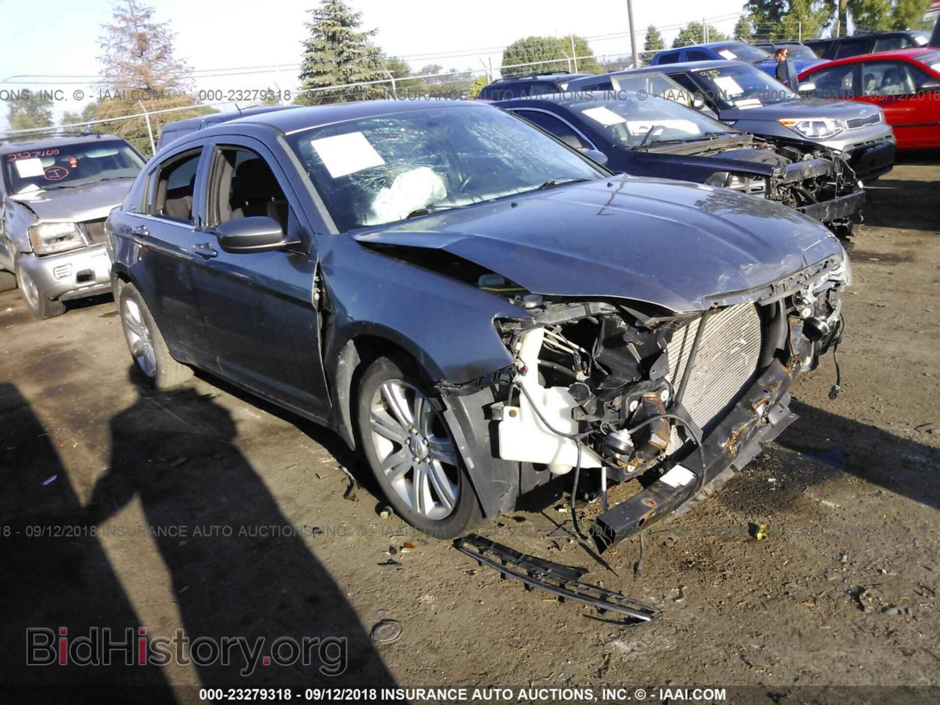 Photo 1C3CCBBB0DN758500 - Chrysler 200 2013