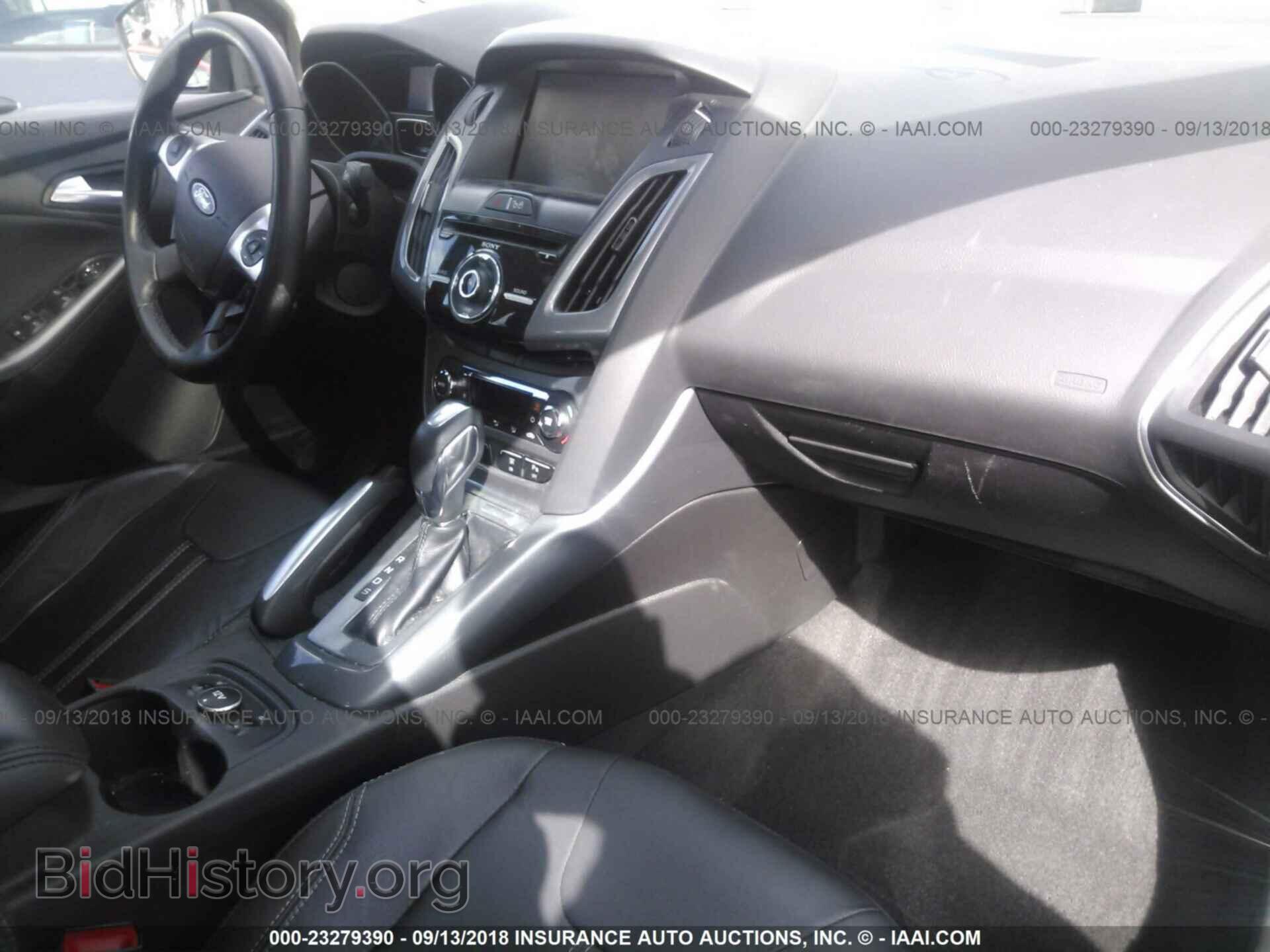 2012 Ford Focus - VIN: 1FAHP3J25CL468749 - Photo 5