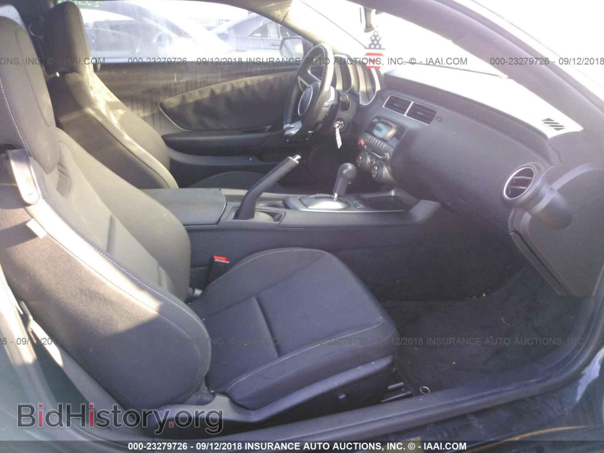 2011 Chevrolet Camaro - VIN: 2G1FB1ED9B9142645 - Фото 5