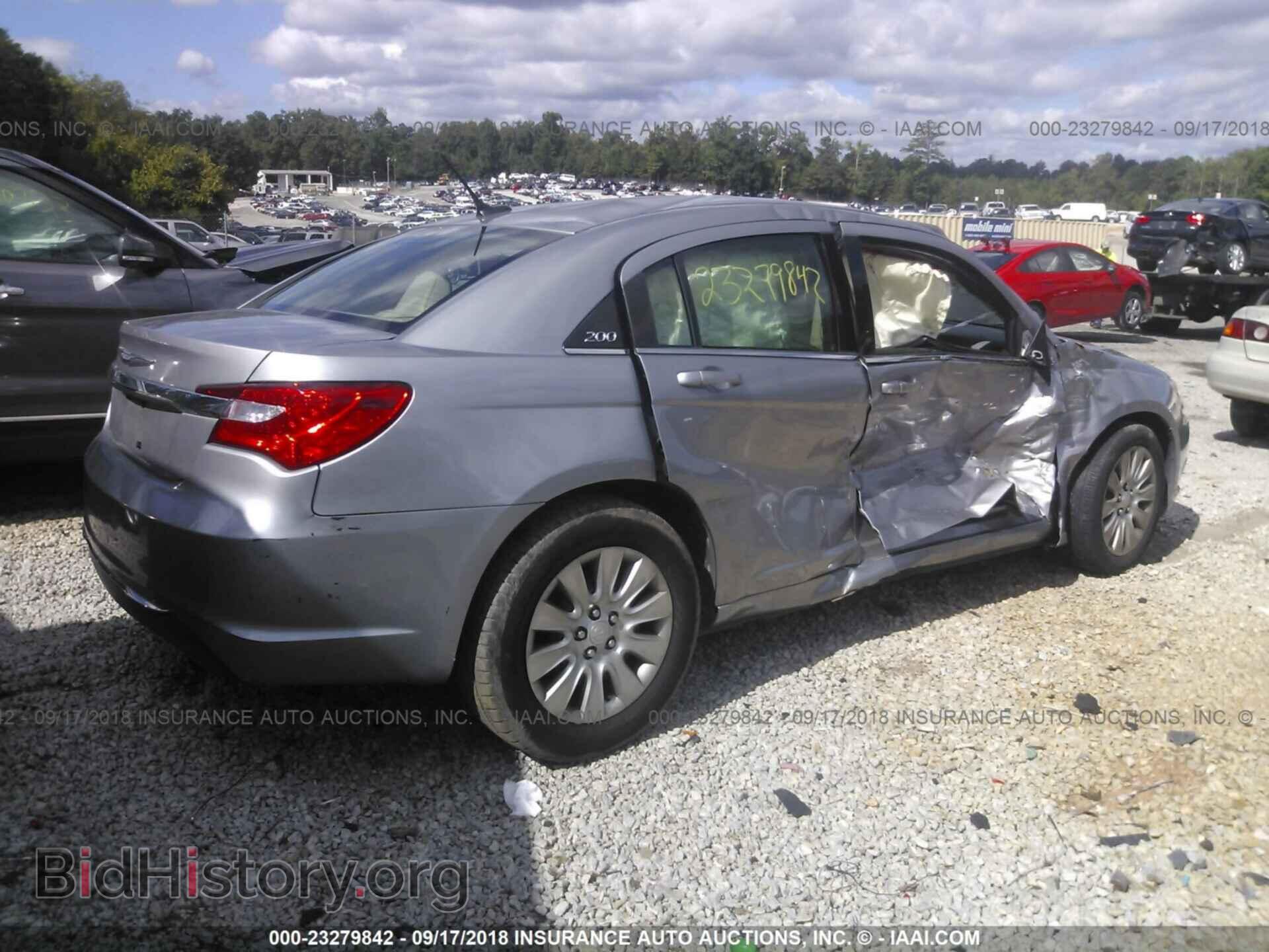 2013 CHRYSLER 200 - VIN: 1C3CCBAB7DN723616 - Photo 4