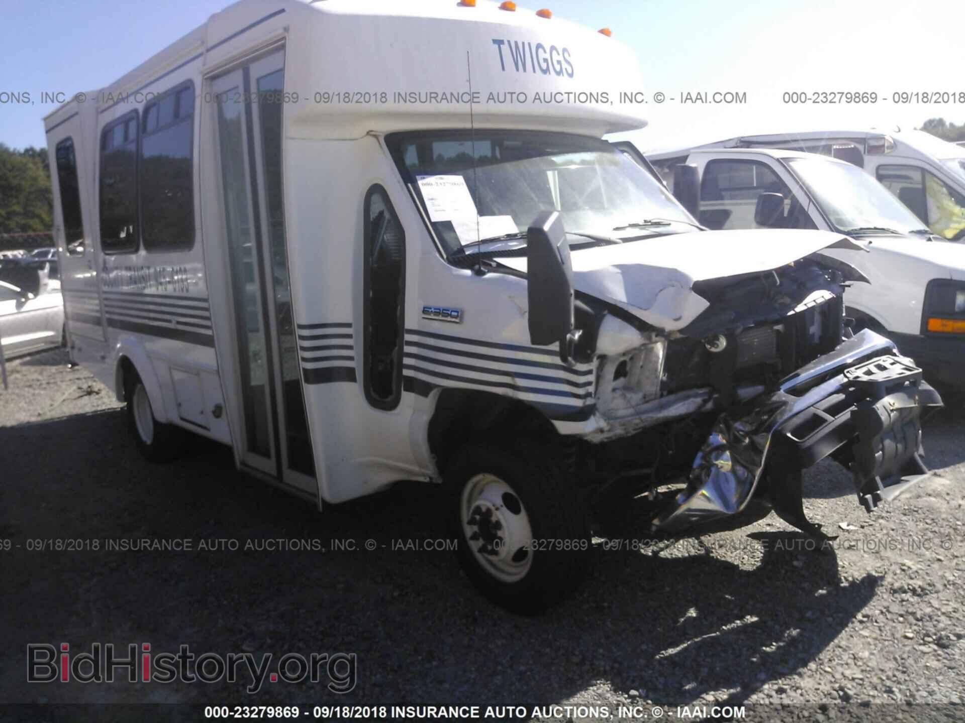 Photo 1FDEE3FSXEDA23752 - Ford Econoline 2014