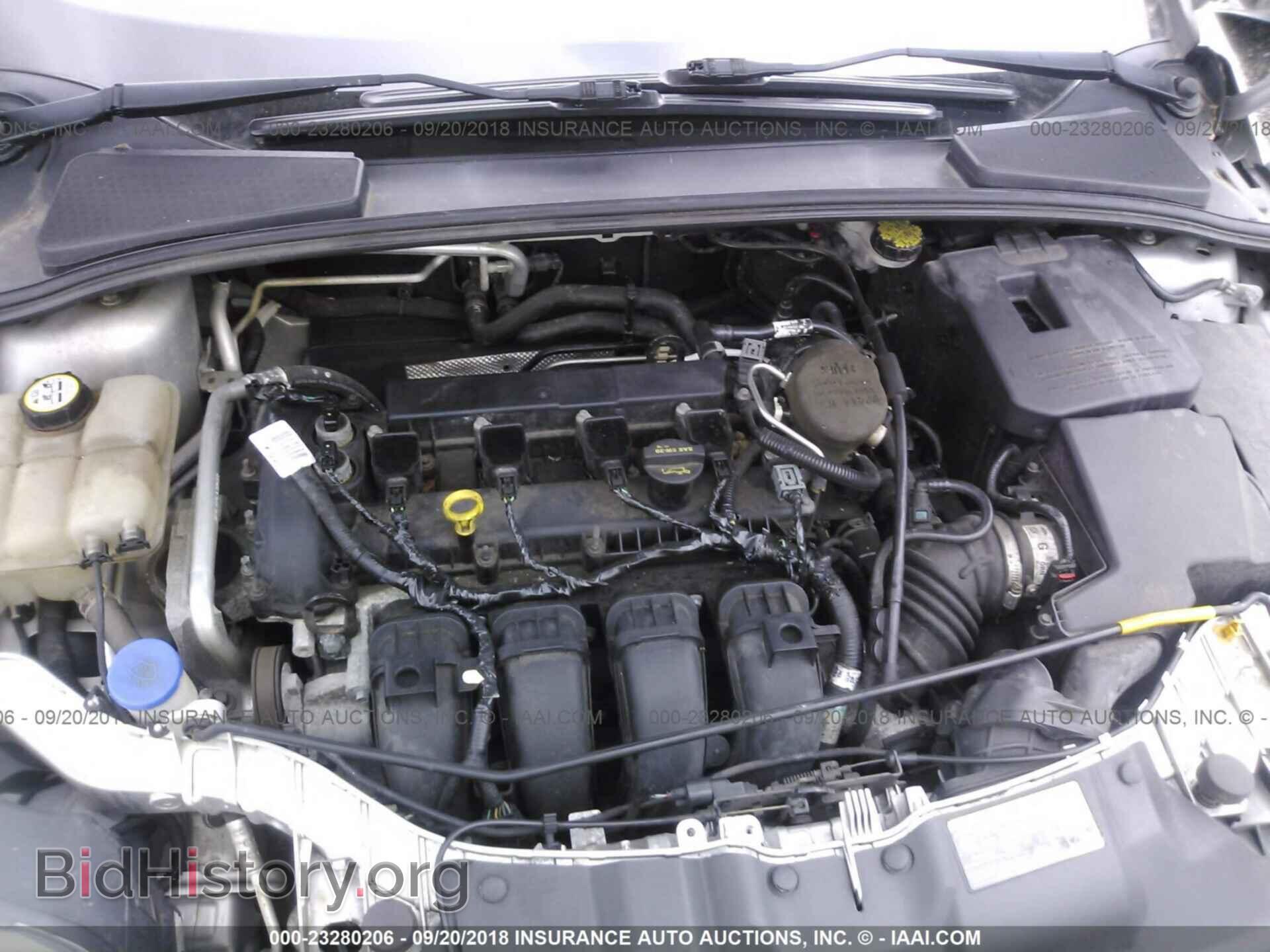 2012 Ford Focus - VIN: 1FAHP3F25CL171781 - Photo 10