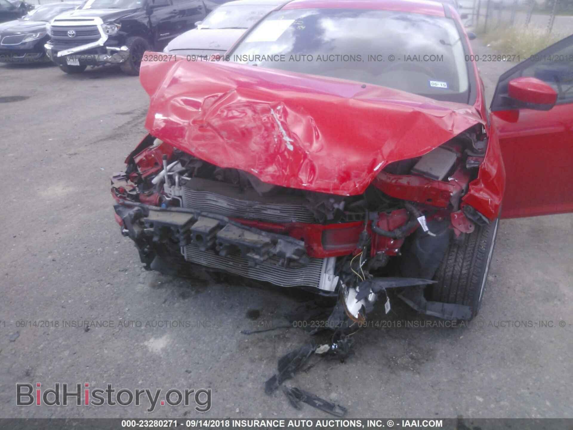 2012 Ford Focus - VIN: 1FAHP3F22CL154033 - Фото 6