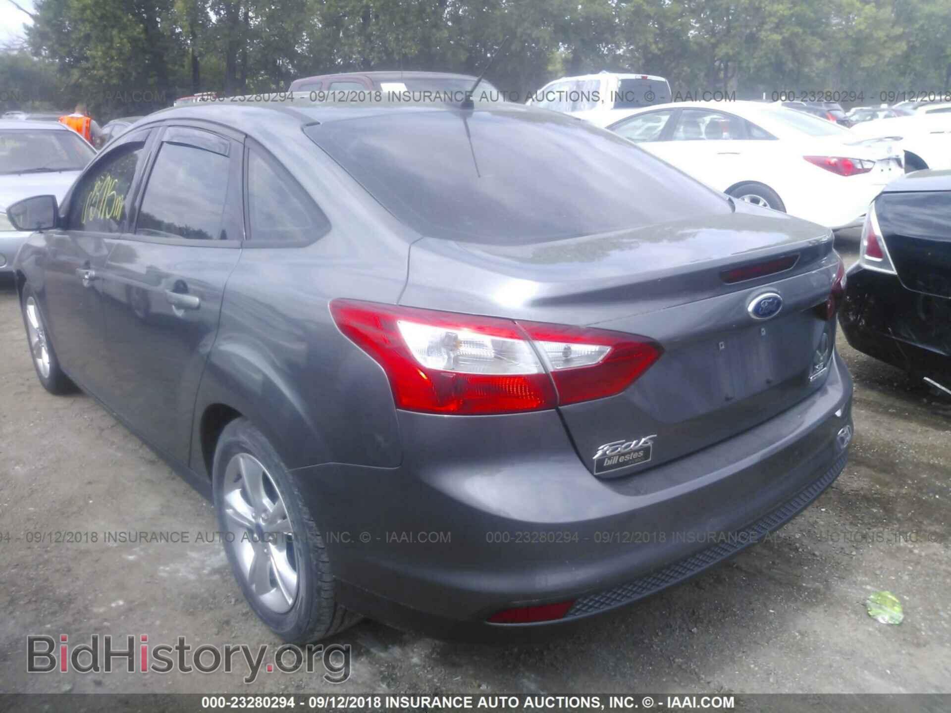 2014 Ford Focus - VIN: 1FADP3F27EL107114 - Фото 3