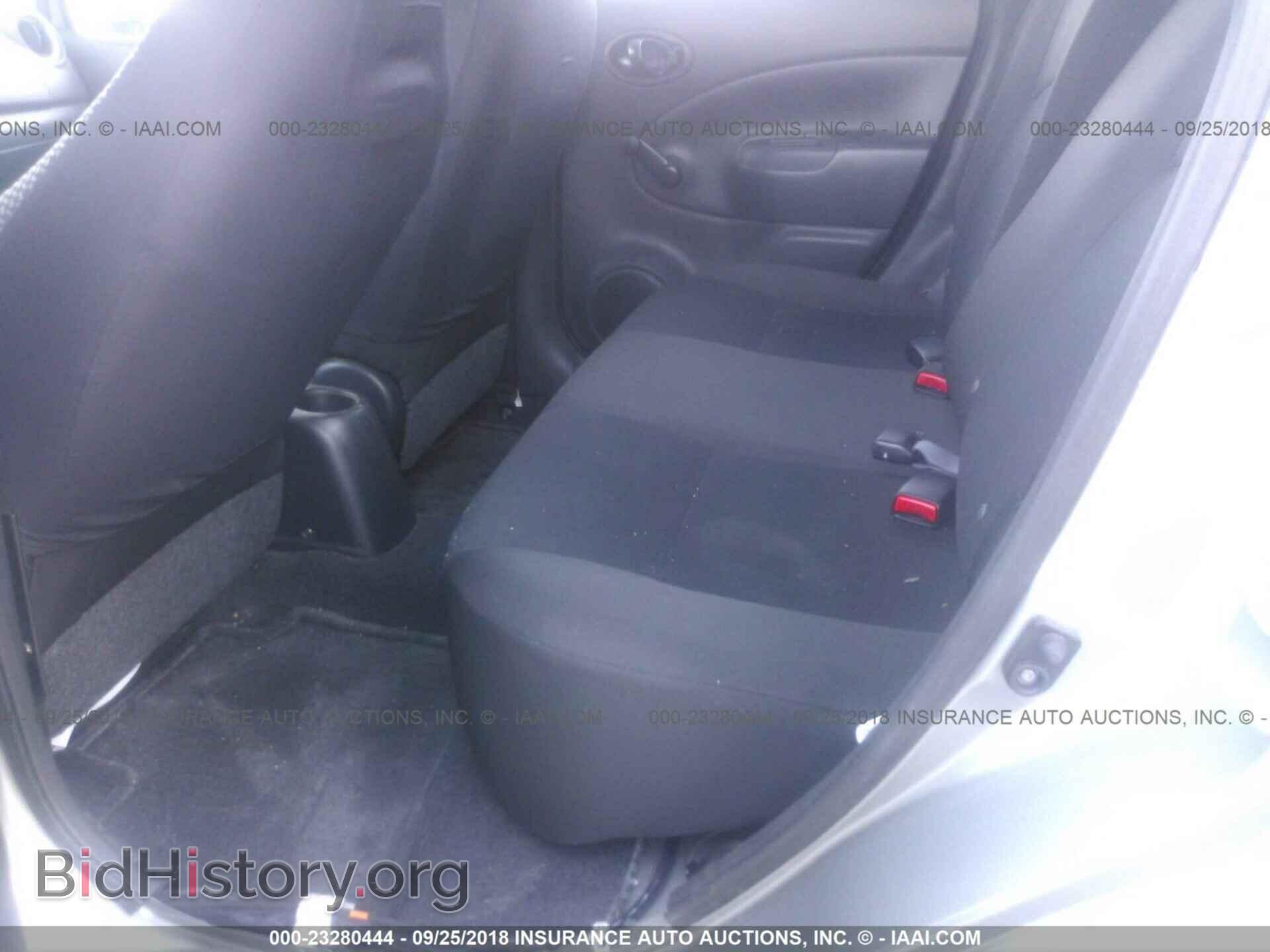 2015 Nissan Versa note - VIN: 3N1CE2CP1FL444487 - Photo 8