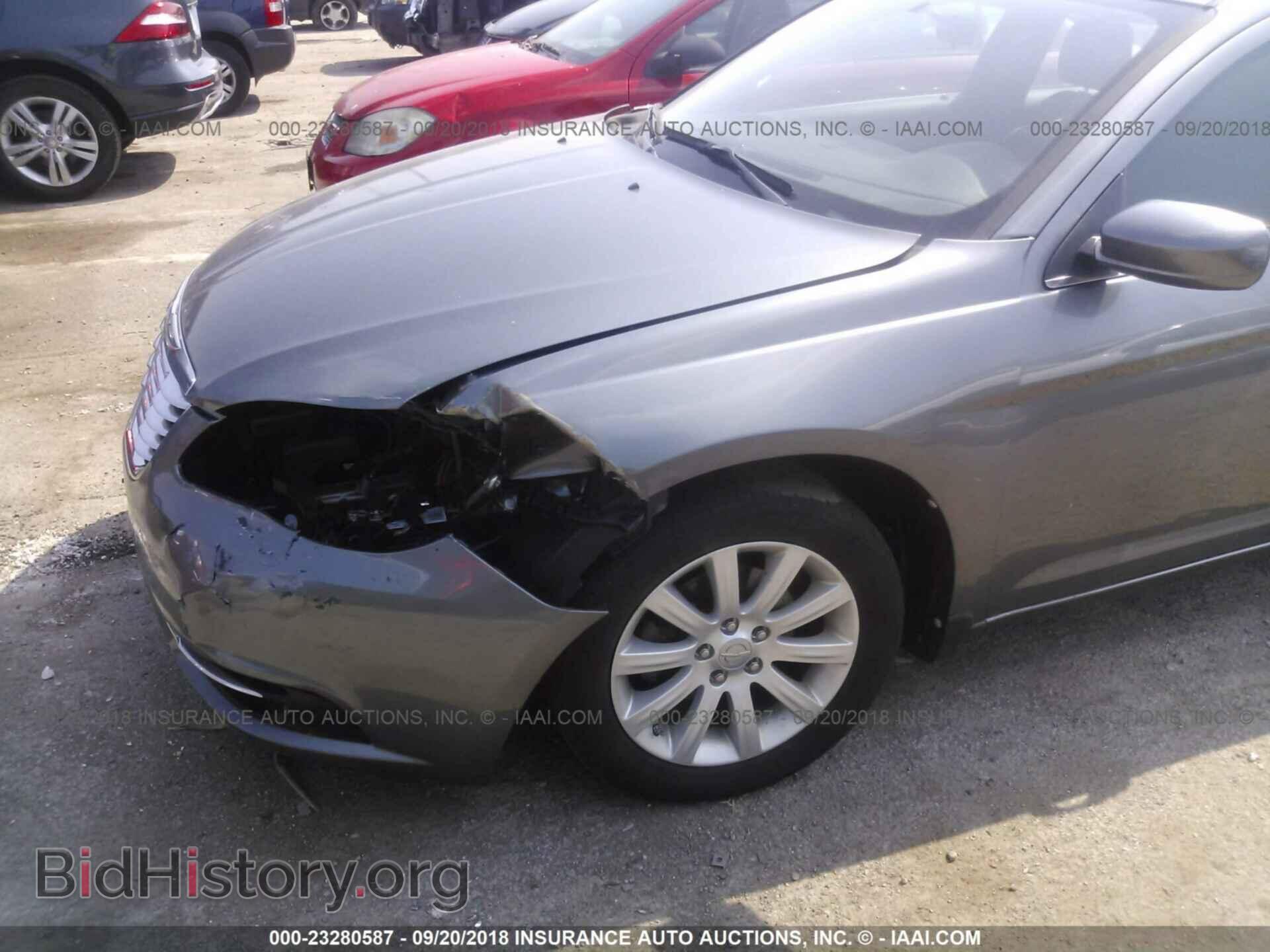 2012 Chrysler 200 - VIN: 1C3CCBBB1CN131240 - Фото 6