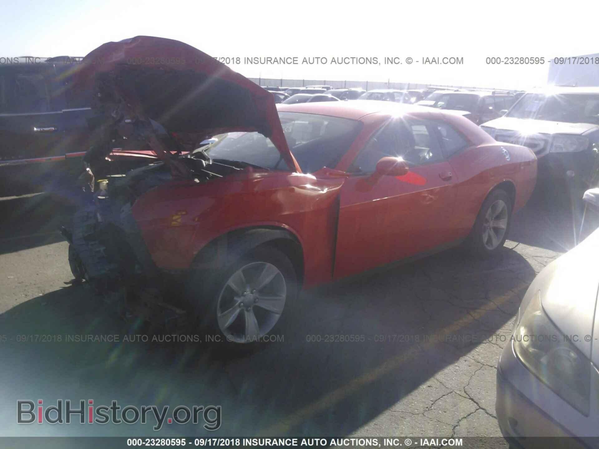 2016 Dodge Challenger - VIN: 2C3CDZAG0GH353835 - Фото 2