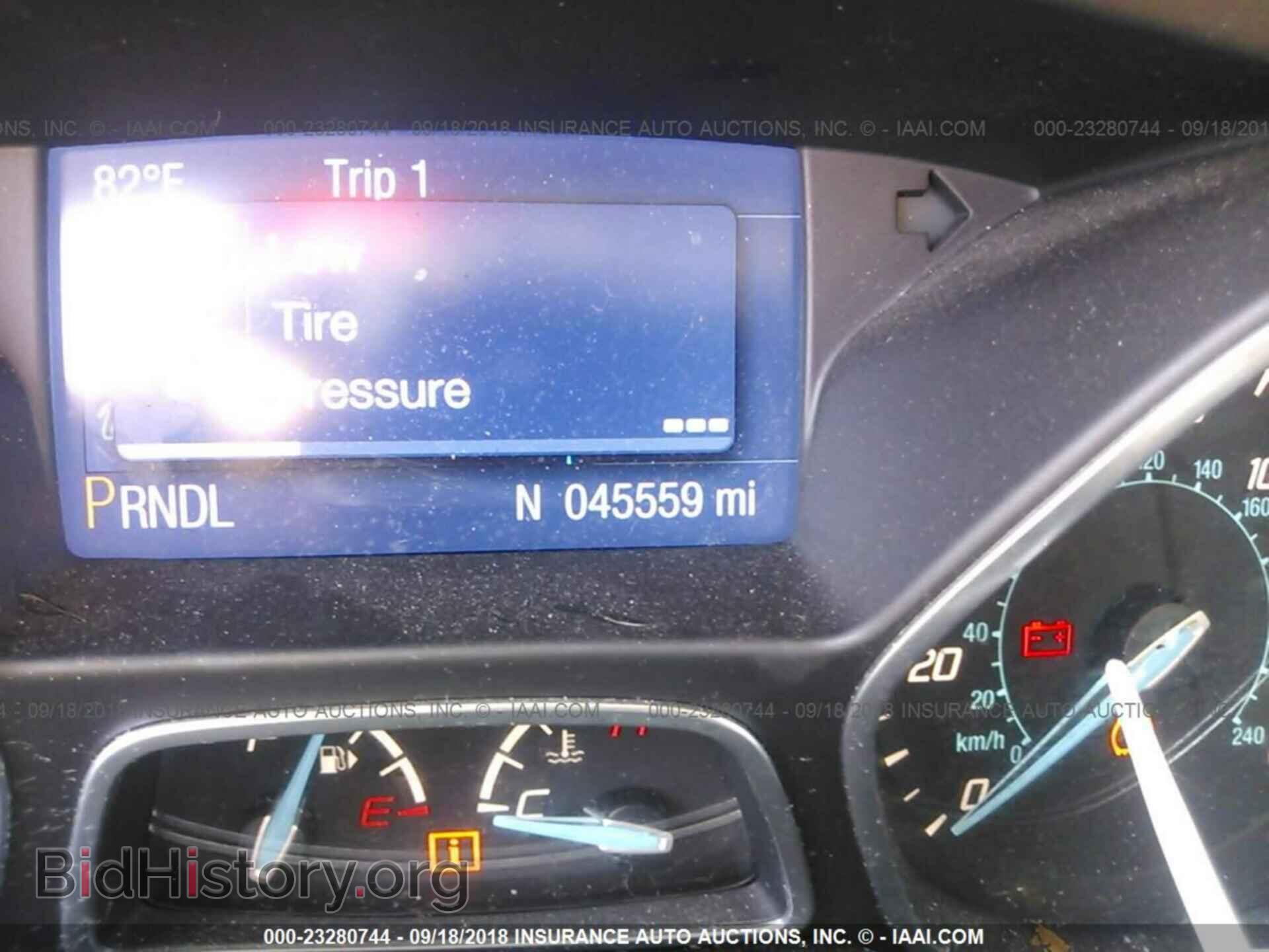 2014 Ford Focus - VIN: 1FADP3F28EL450806 - Photo 7