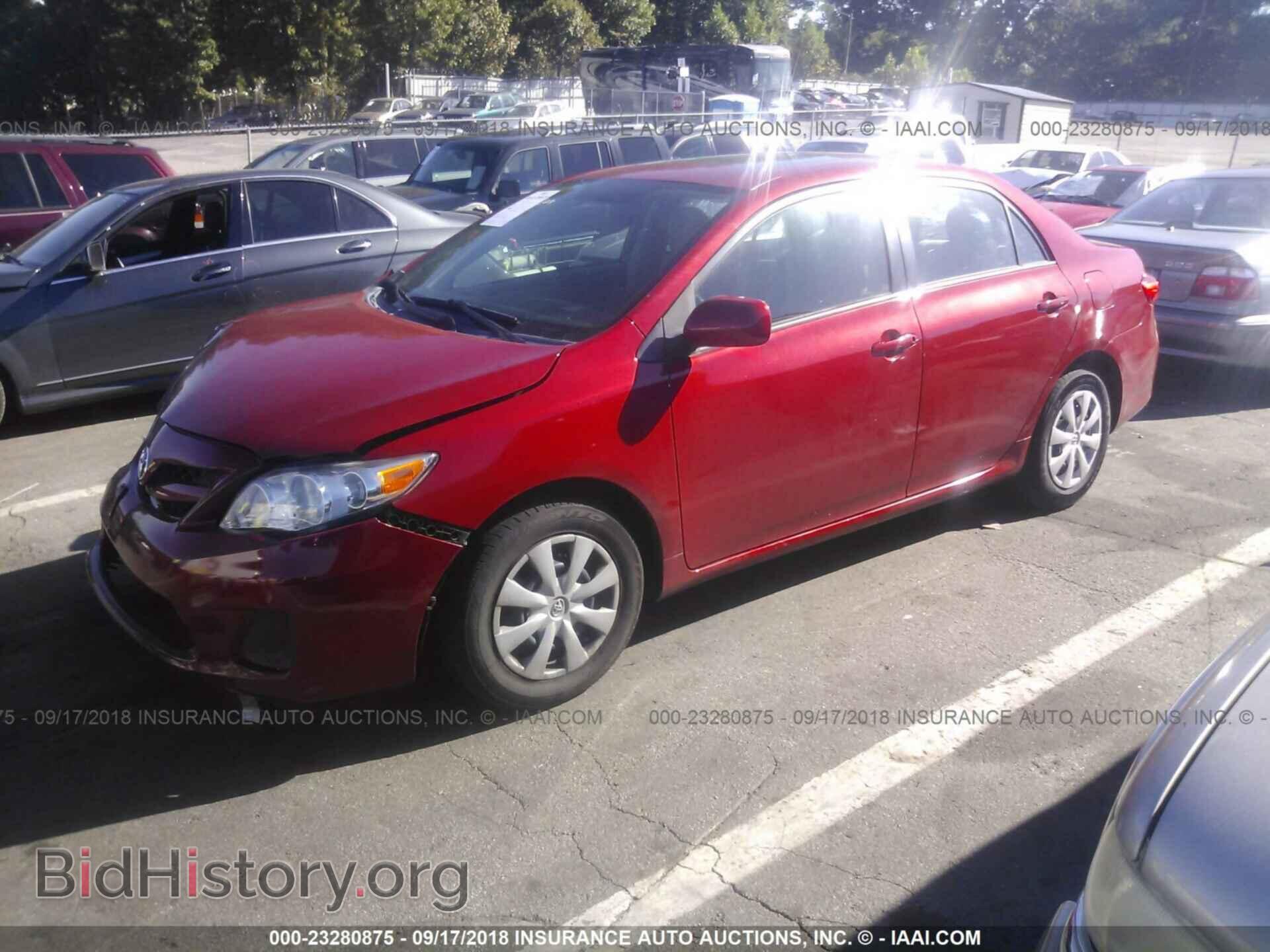 2011 Toyota Corolla - VIN: 2T1BU4EE3BC556501 - Фото 2