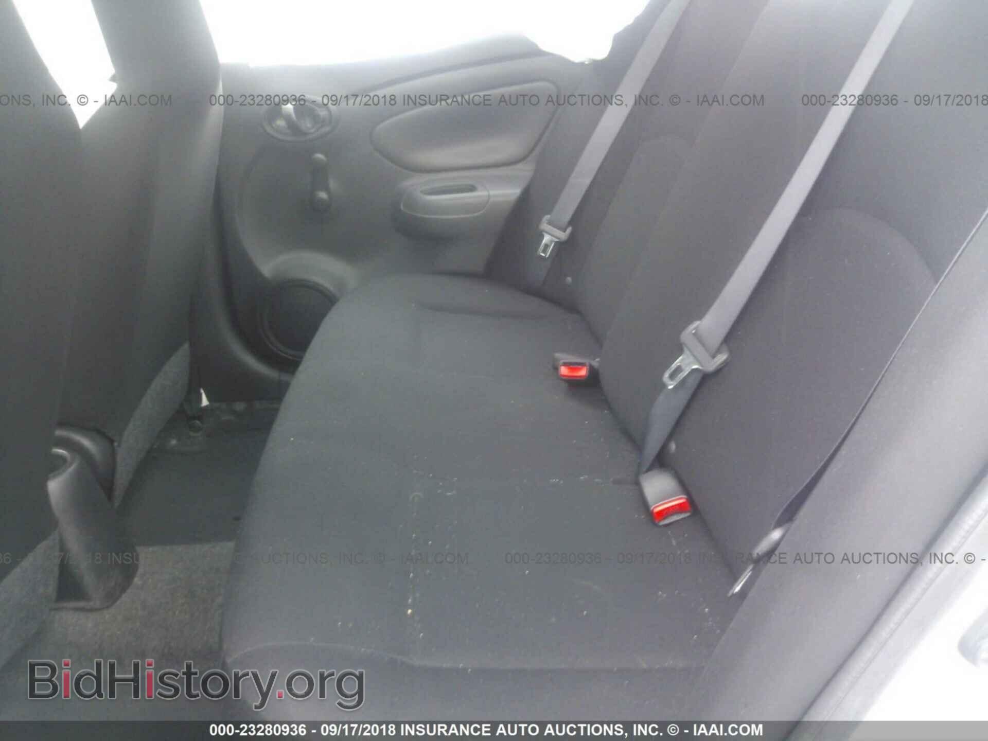 2014 Nissan Versa - VIN: 3N1CN7AP1EL856875 - Photo 8