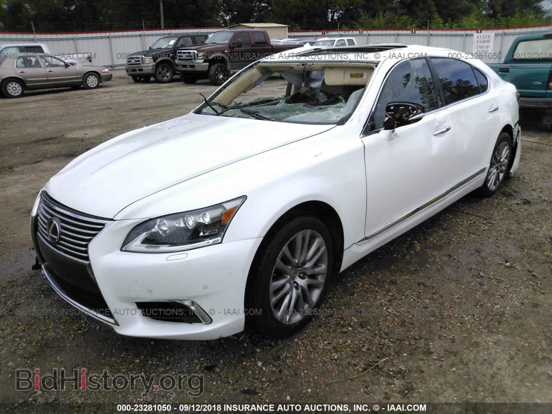 2014 Lexus Ls - VIN: JTHGL5EF4E5052739 - Photo 2