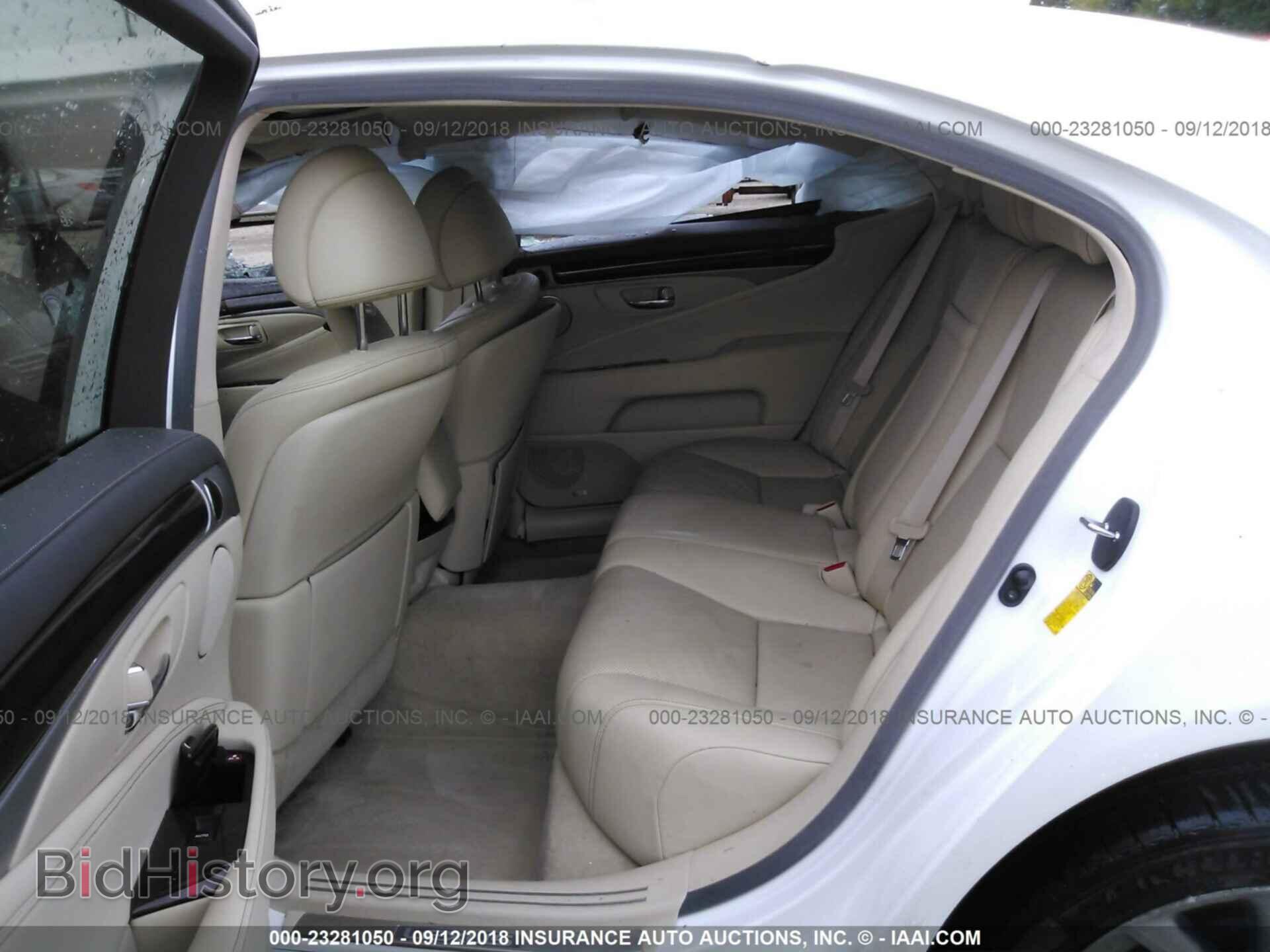 2014 Lexus Ls - VIN: JTHGL5EF4E5052739 - Photo 8