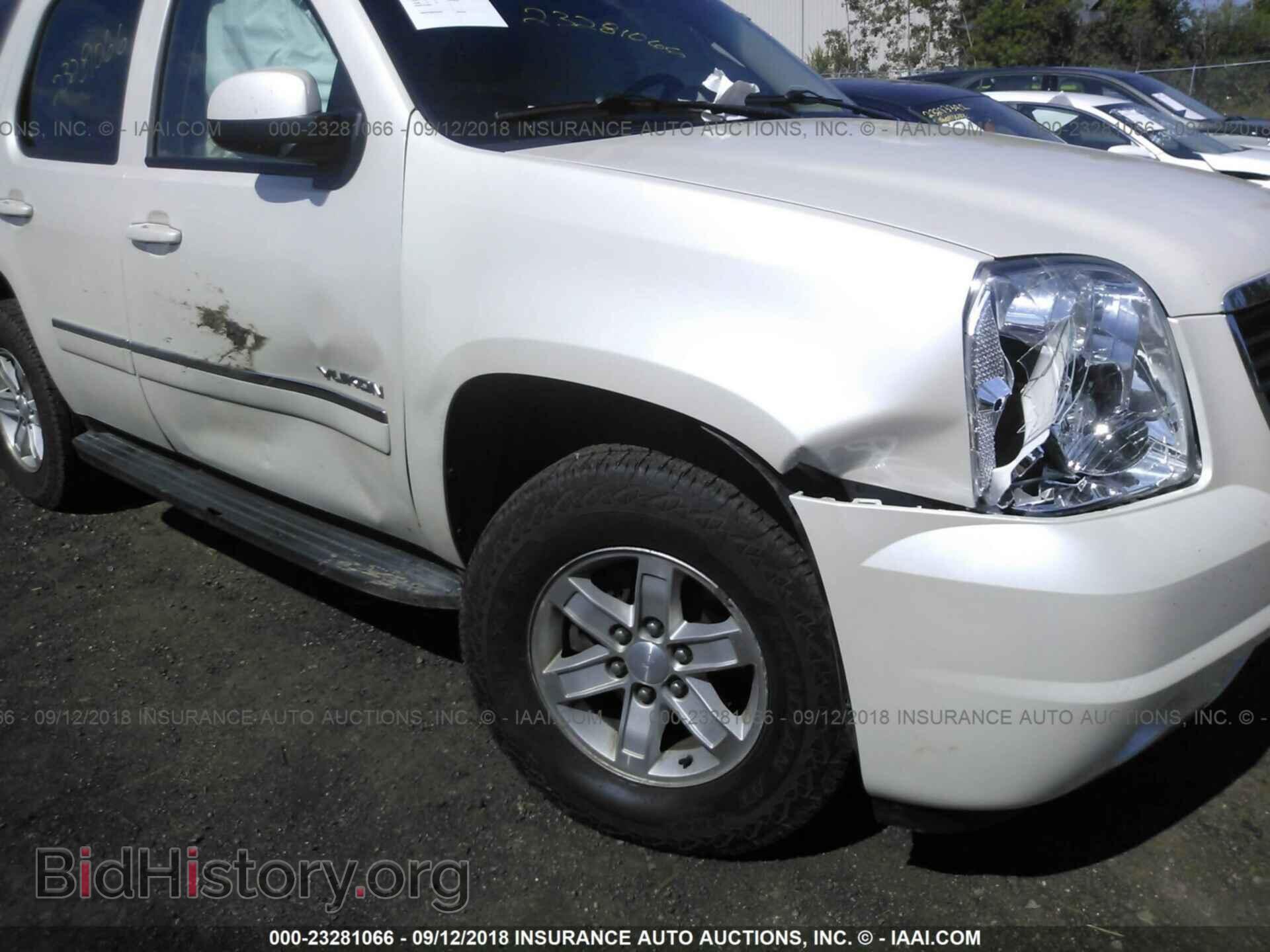 2011 Gmc Yukon - VIN: 1GKS2CE08BR301227 - Фото 6