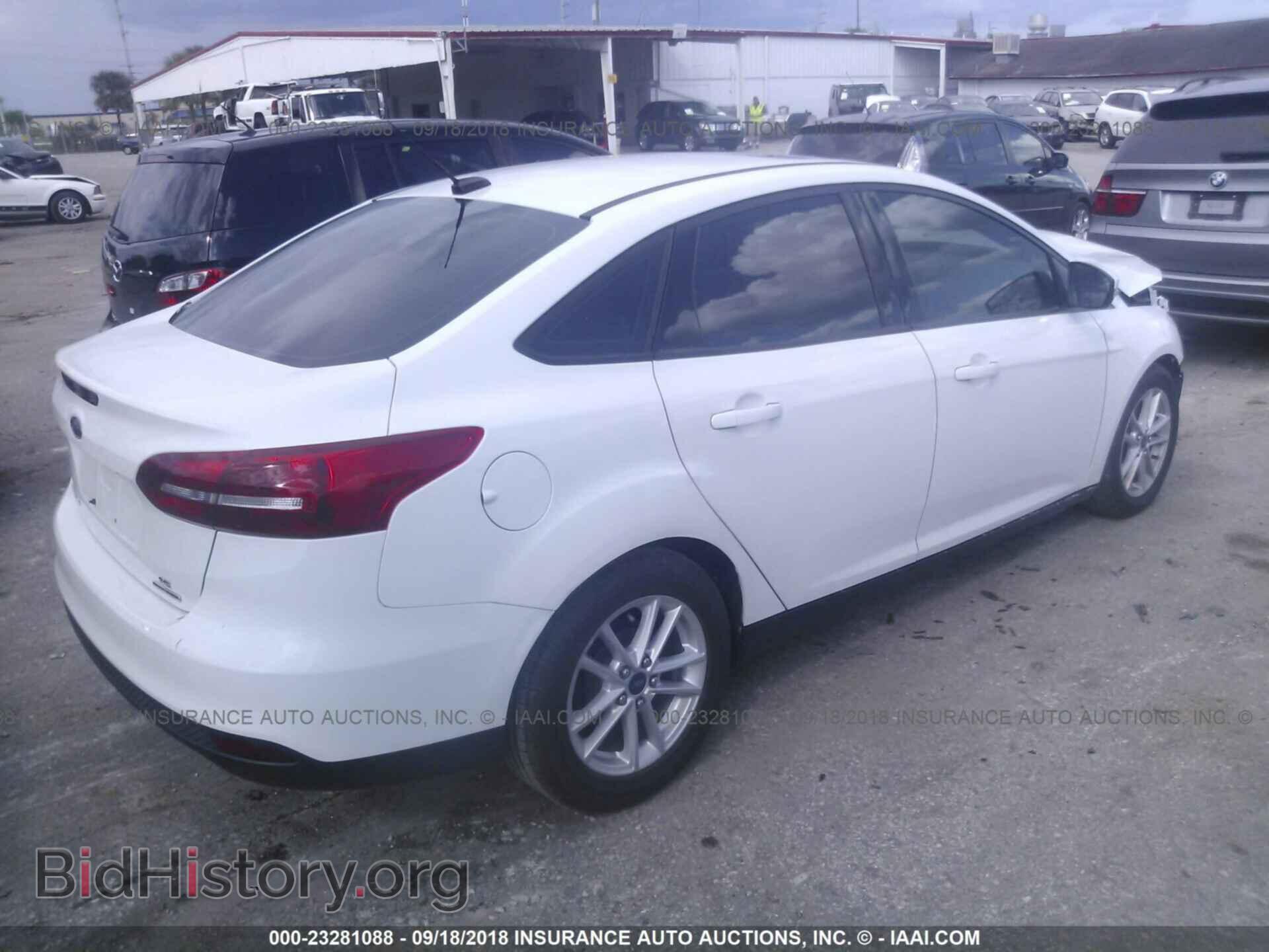2015 Ford Focus - VIN: 1FADP3F24FL317414 - Фото 4